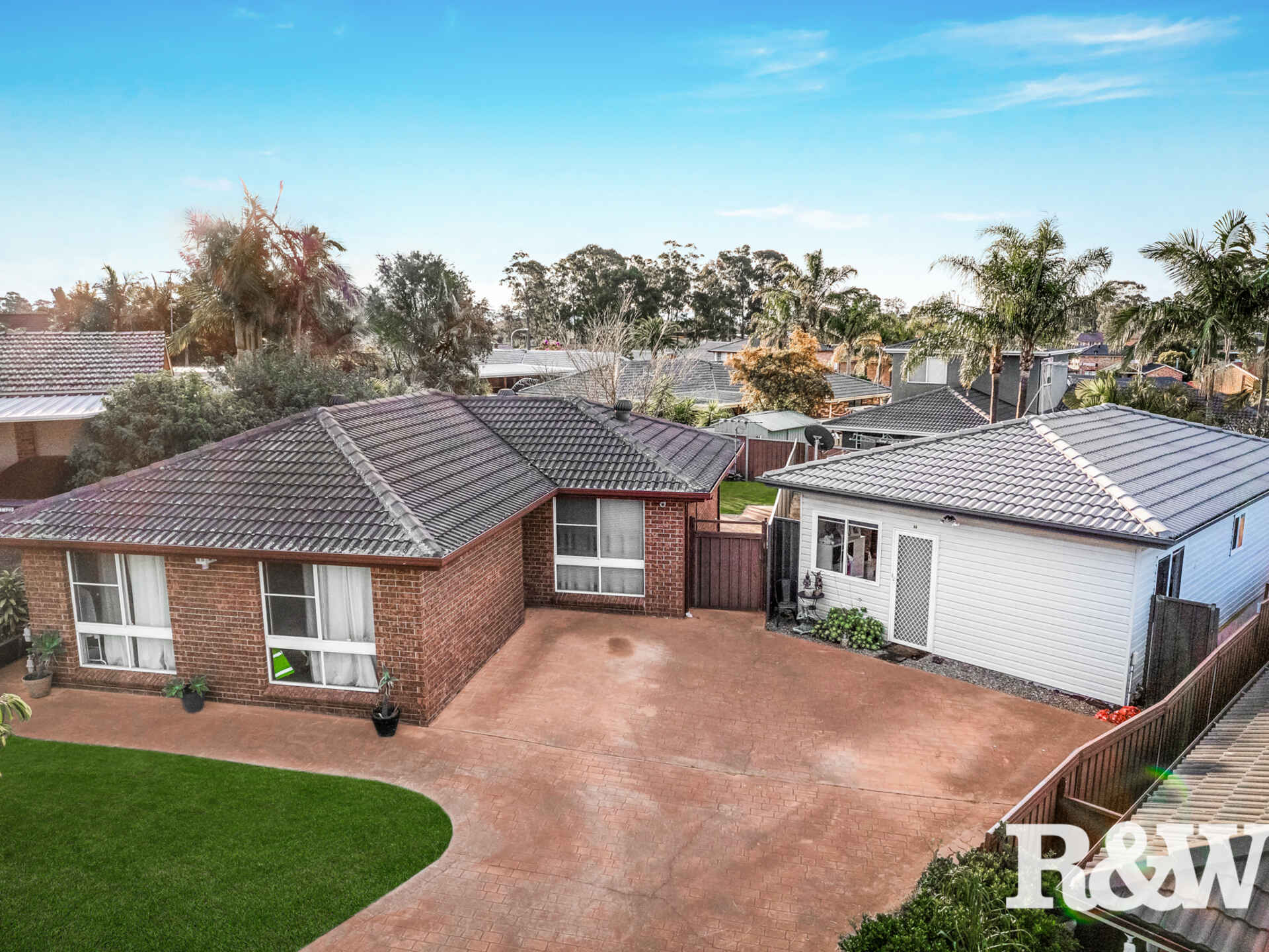 4 & 4A Neenan Place Erskine Park