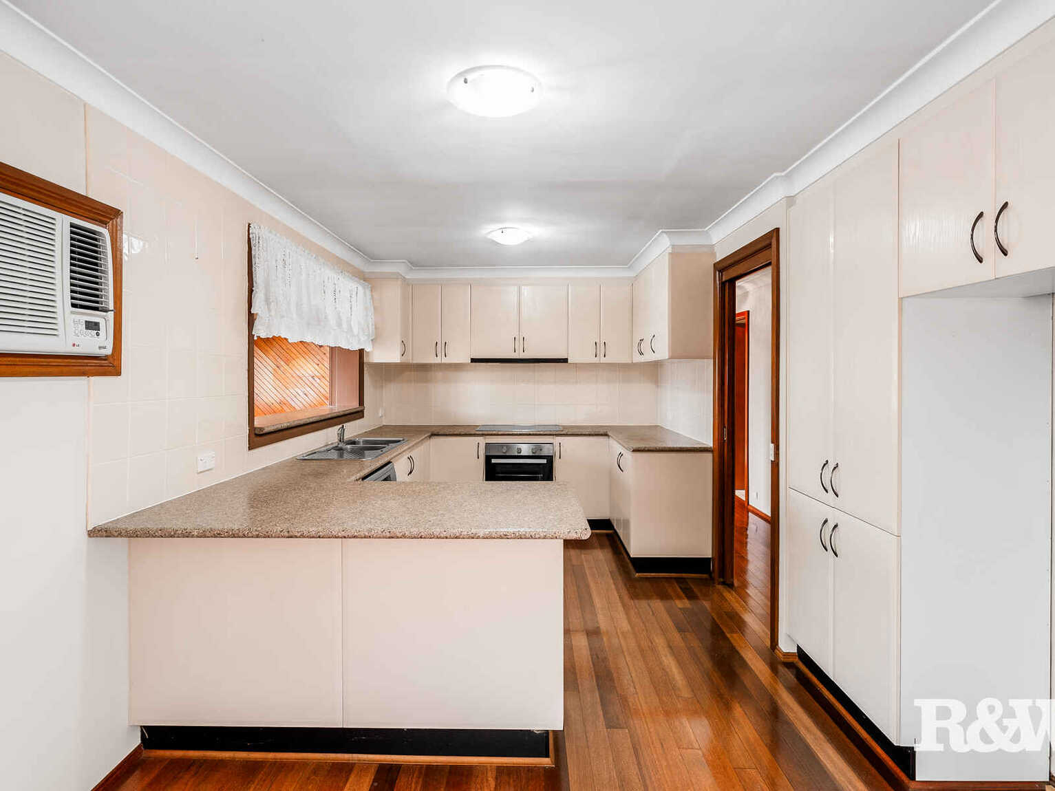 22 Harvey Circuit St Clair 22 Harvey Circuit St Clair