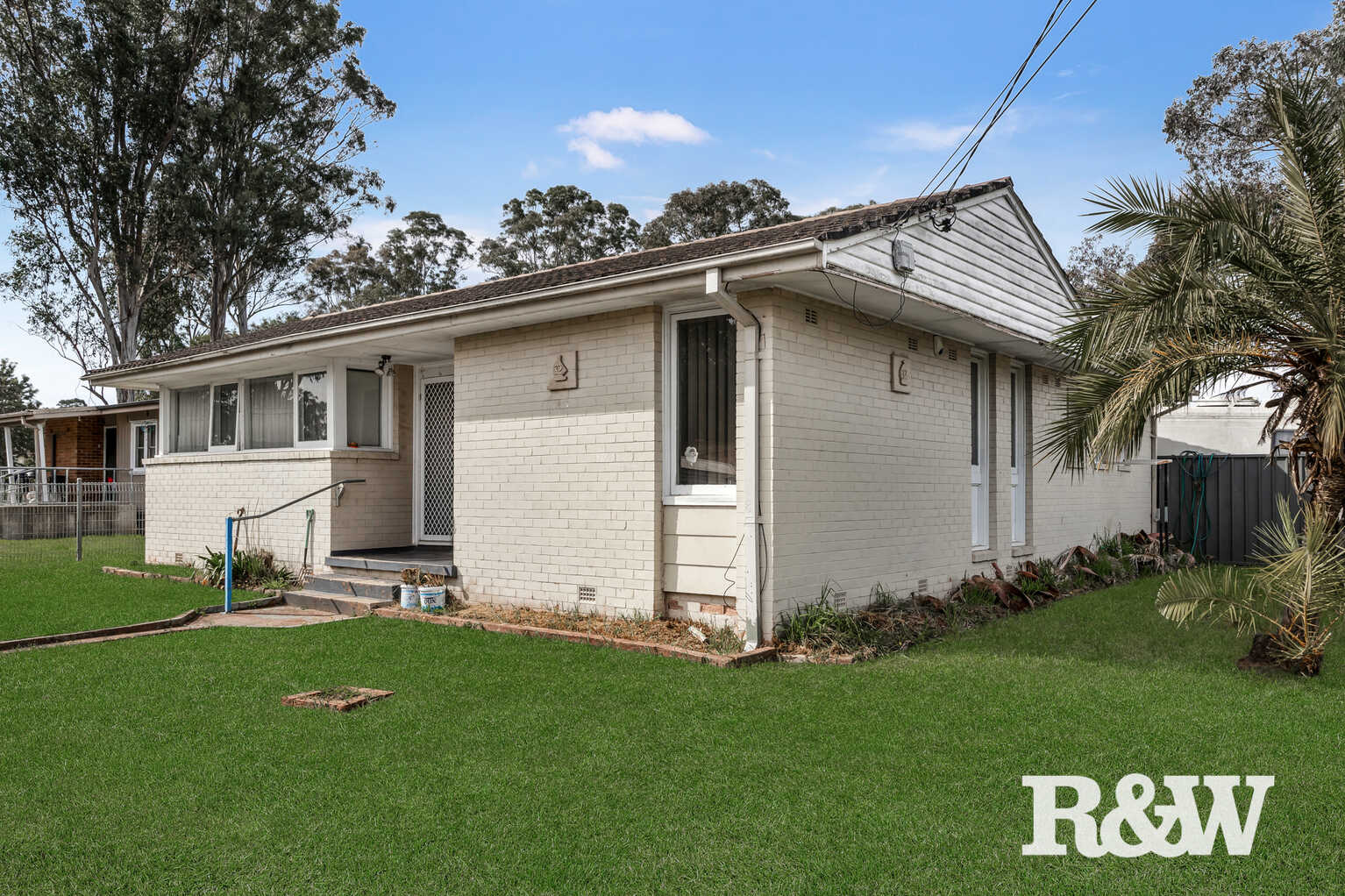 32 Manifold Road Blackett 32 Manifold Road Blackett