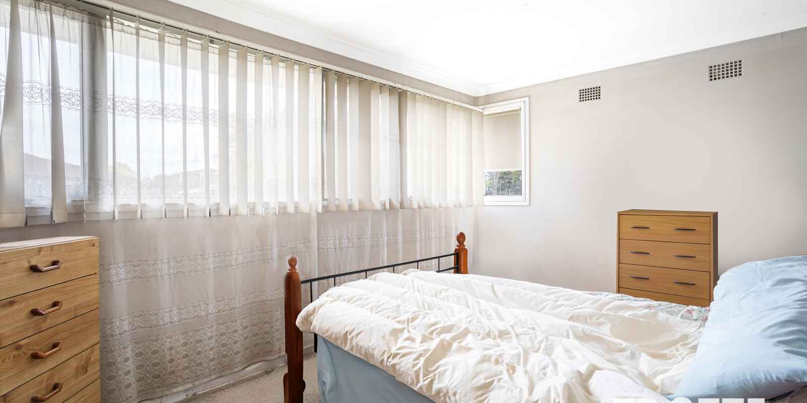 32 Manifold Road Blackett 32 Manifold Road Blackett