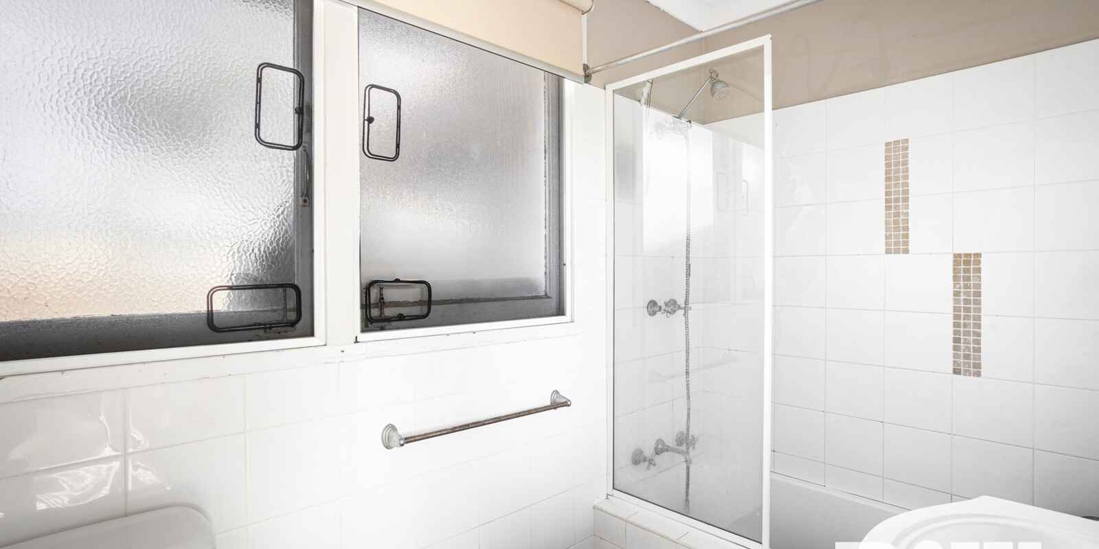 32 Manifold Road Blackett 32 Manifold Road Blackett