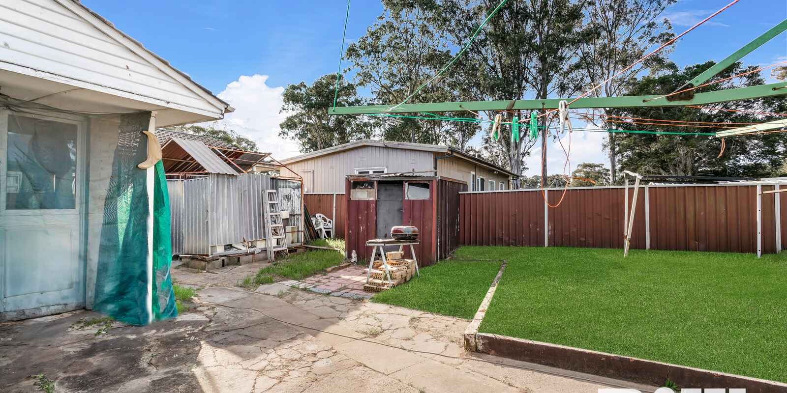 32 Manifold Road Blackett 32 Manifold Road Blackett