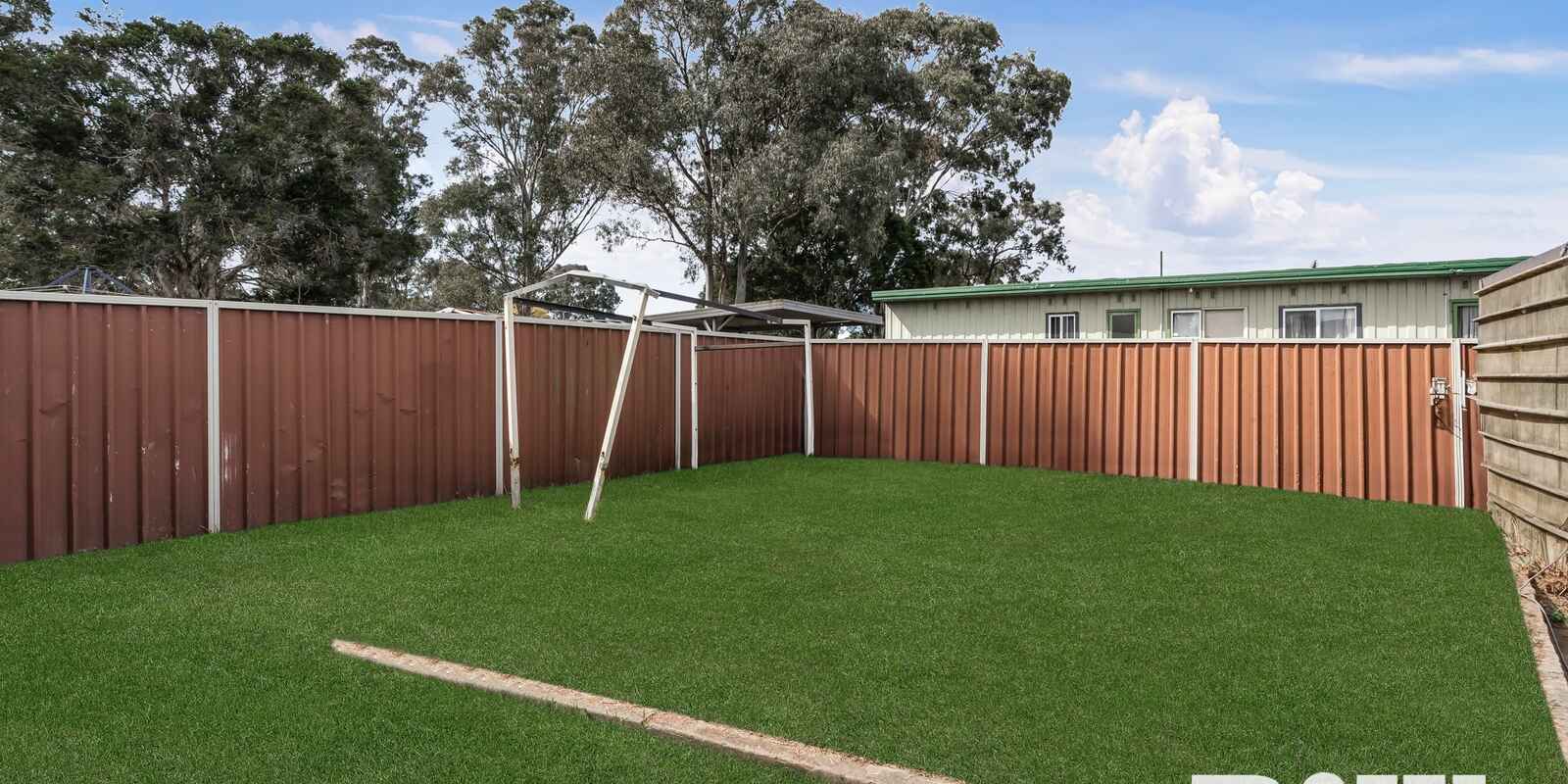 32 Manifold Road Blackett 32 Manifold Road Blackett