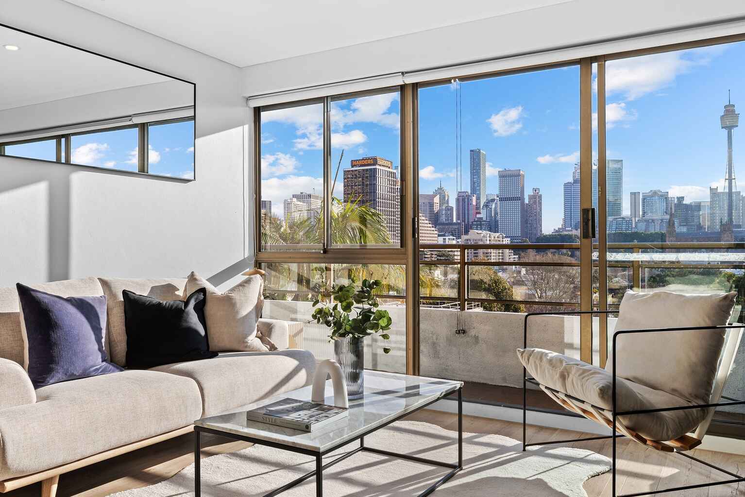 102/145 Victoria Street Potts Point