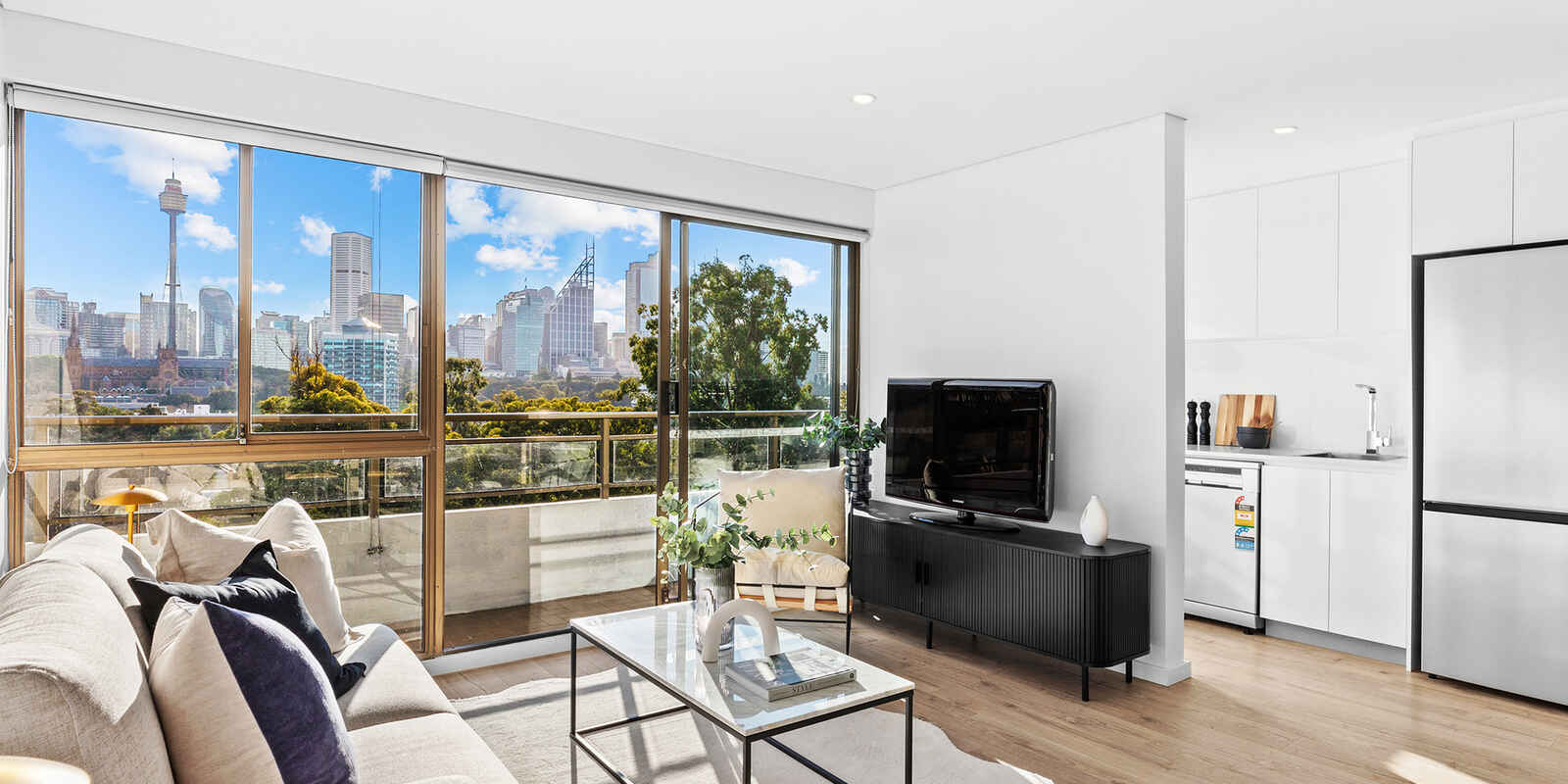 102/145 Victoria Street Potts Point