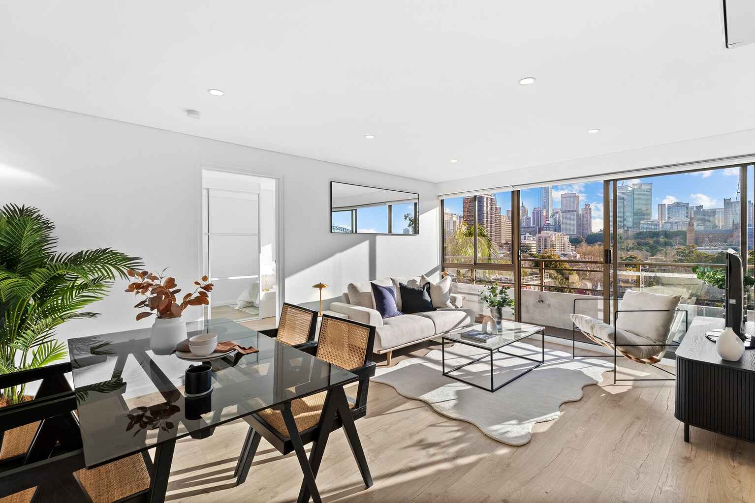 102/145 Victoria Street Potts Point