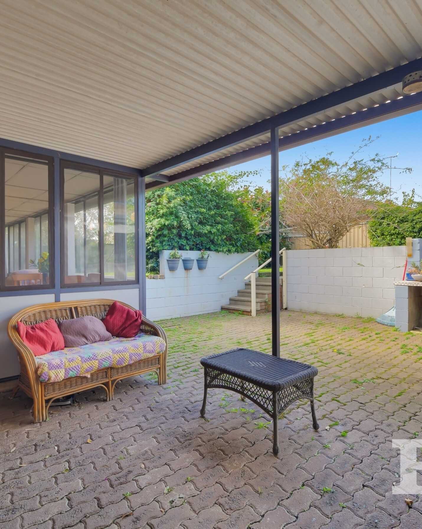 6 Pinaroo Crescent Bradbury, Bradbury - Thumbnail 8