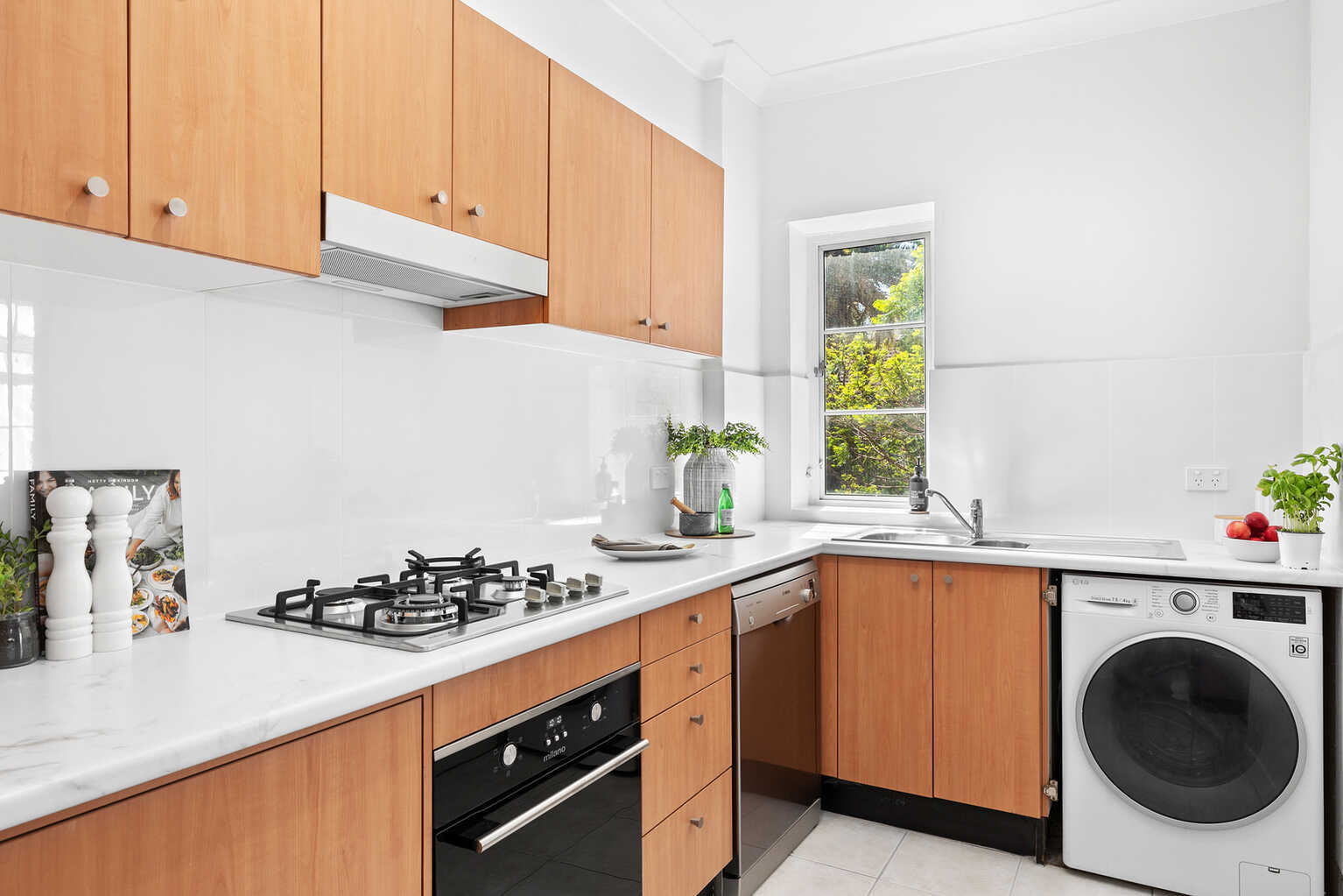 14/20 New South Head Road Edgecliff 14/20 New South Head Road Edgecliff