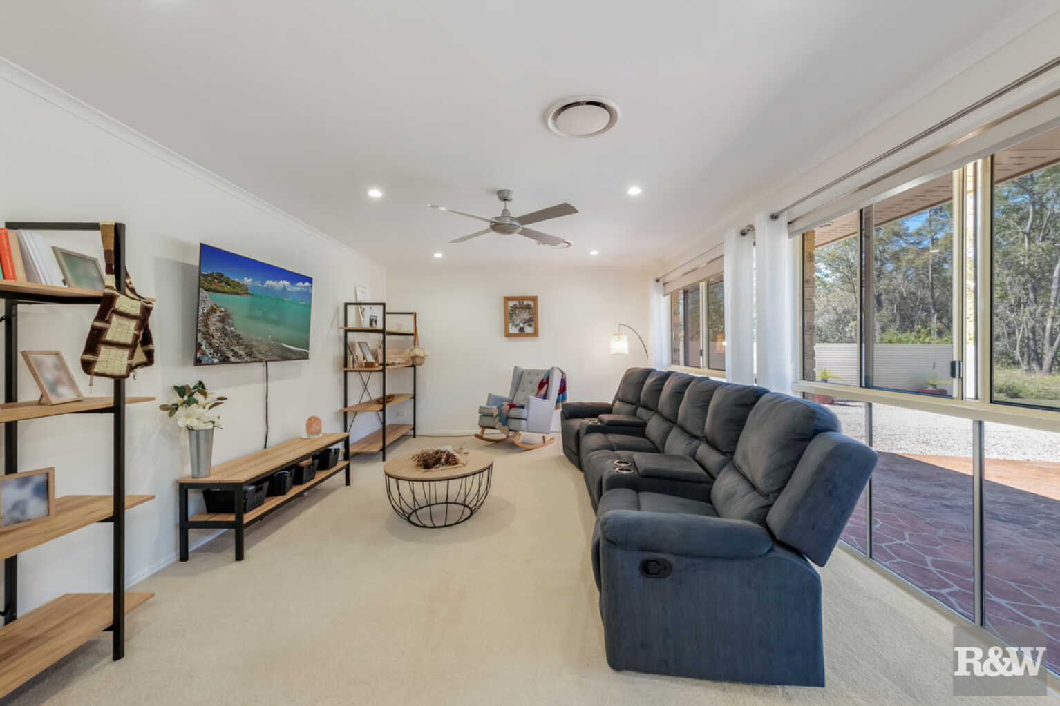 1 Statesman Drive South Bingera 1 Statesman Drive South Bingera