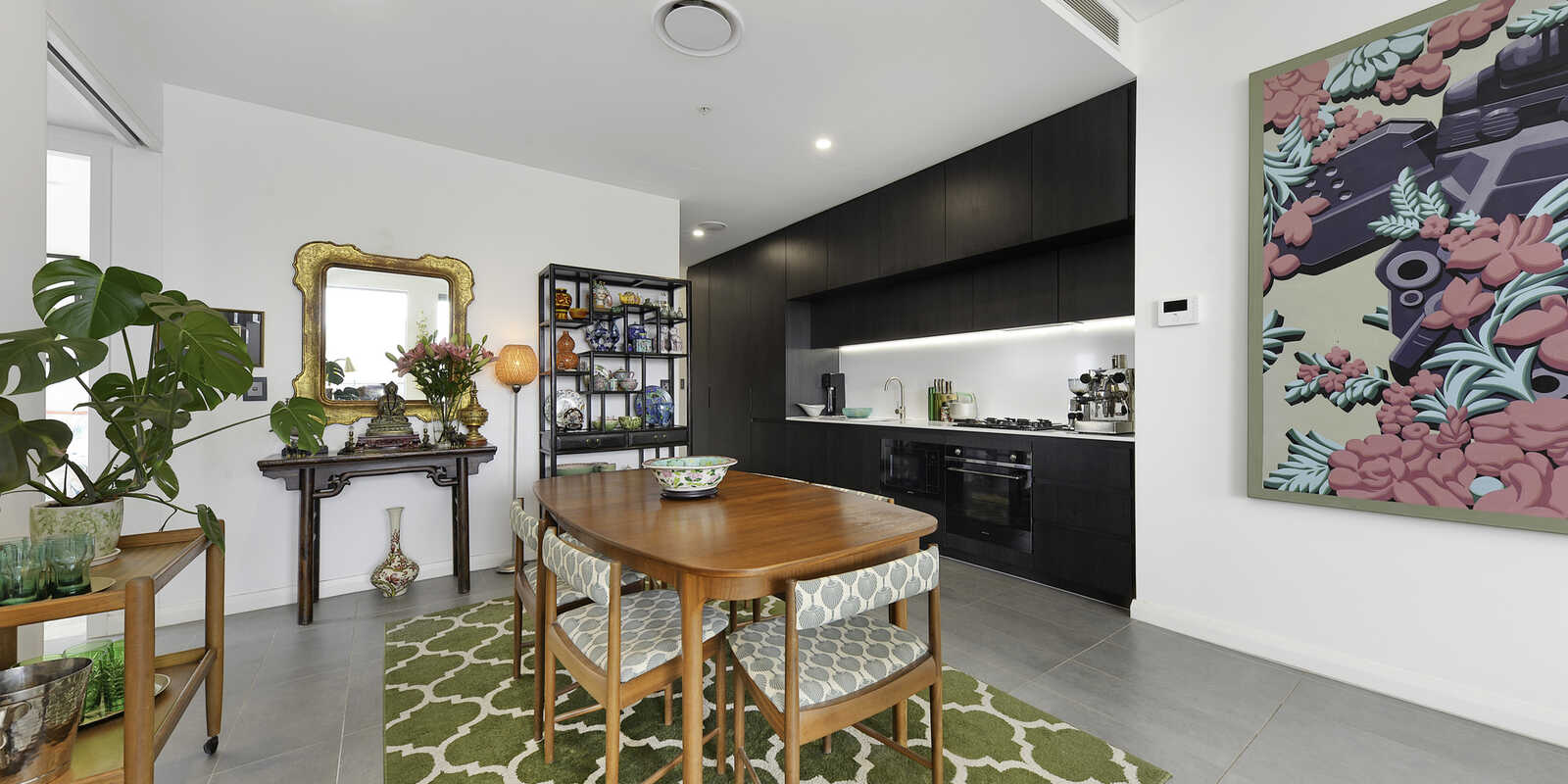 504/1B Lawson Square Redfern 504/1B Lawson Square Redfern
