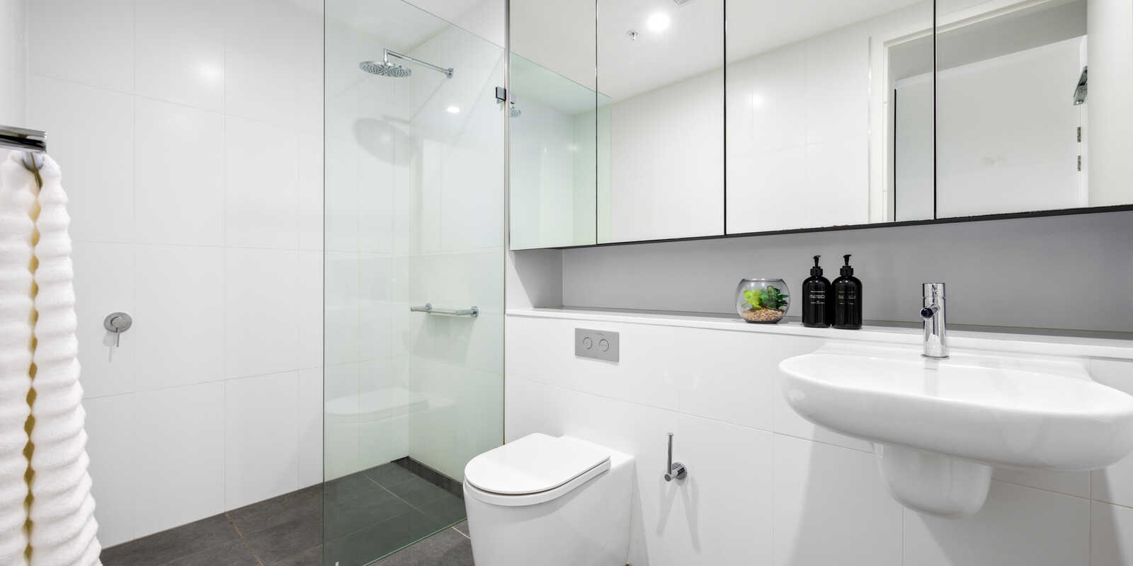 504/1B Lawson Square Redfern 504/1B Lawson Square Redfern