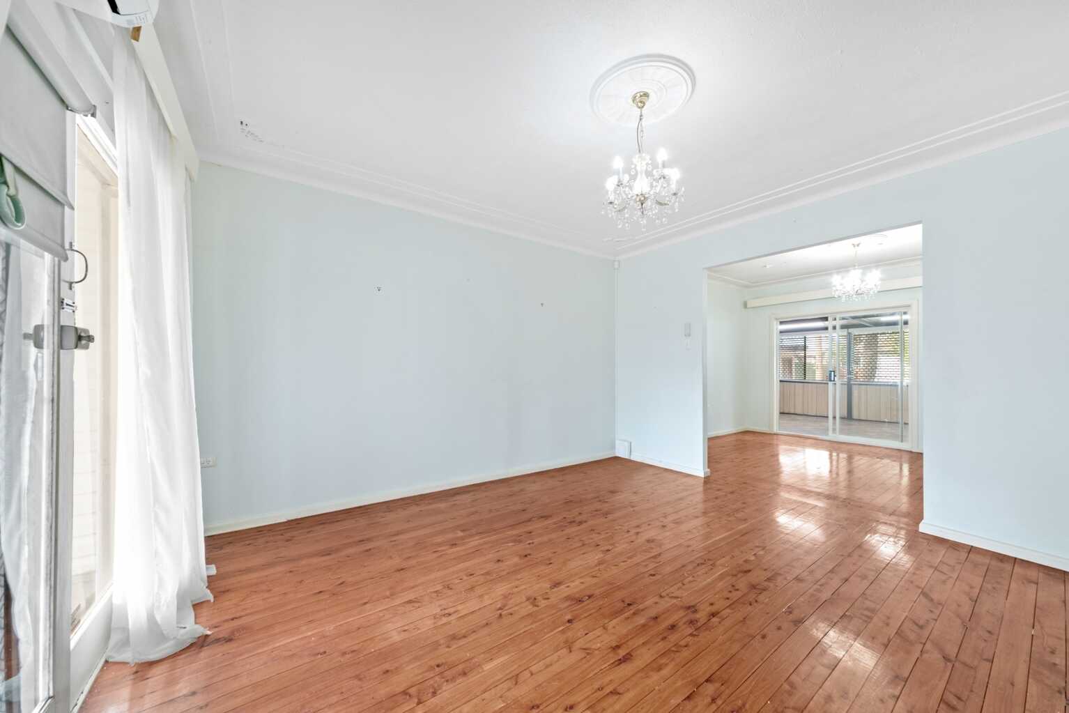 34 Lone Pine Avenue Umina Beach 34 Lone Pine Avenue Umina Beach