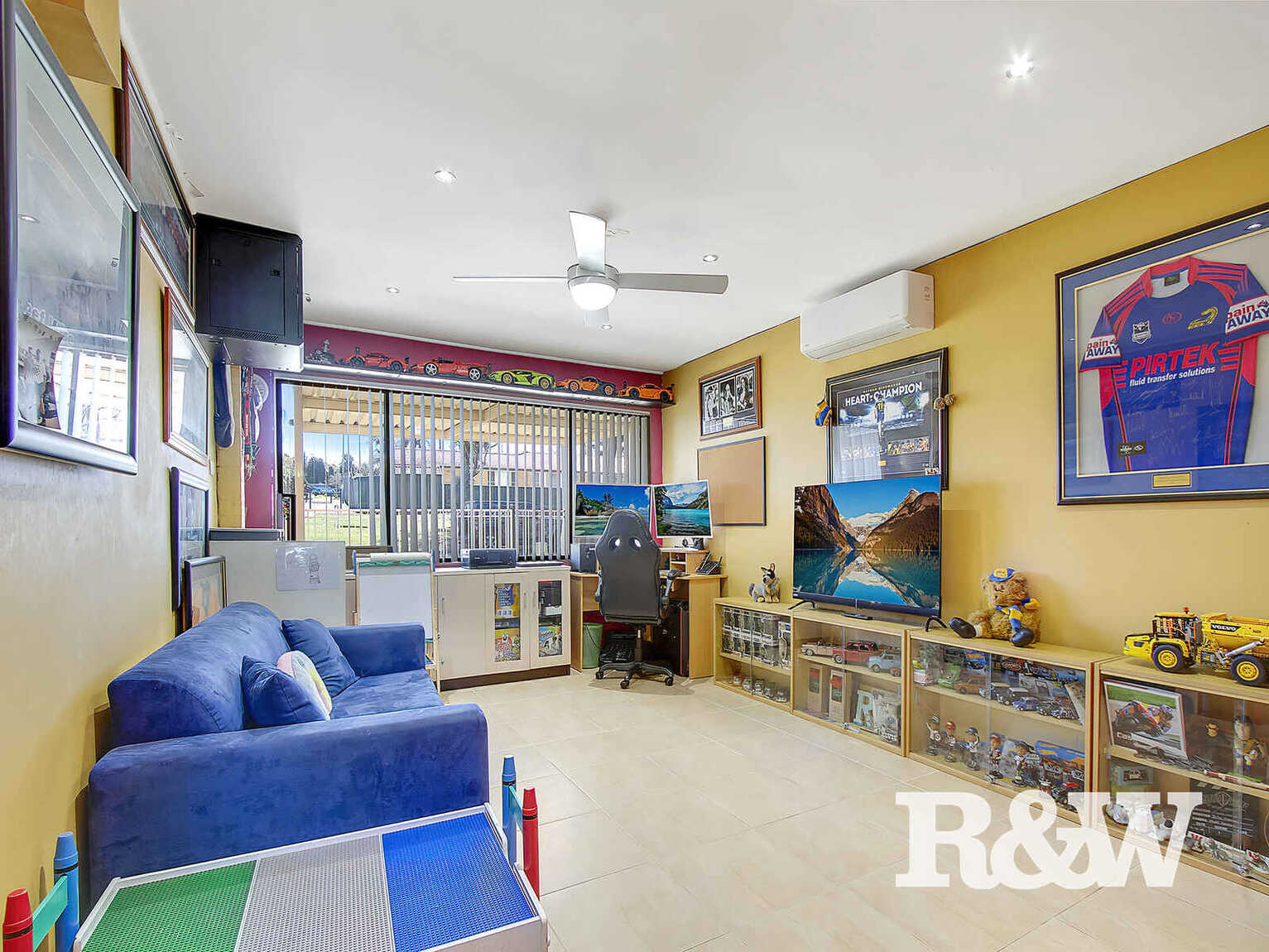 8 Reddington Avenue St Clair 8 Reddington Avenue St Clair