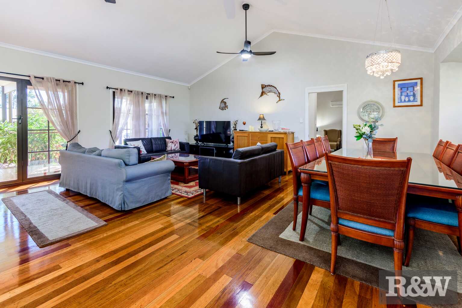 7 Bellwood Court Bellmere 7 Bellwood Court Bellmere