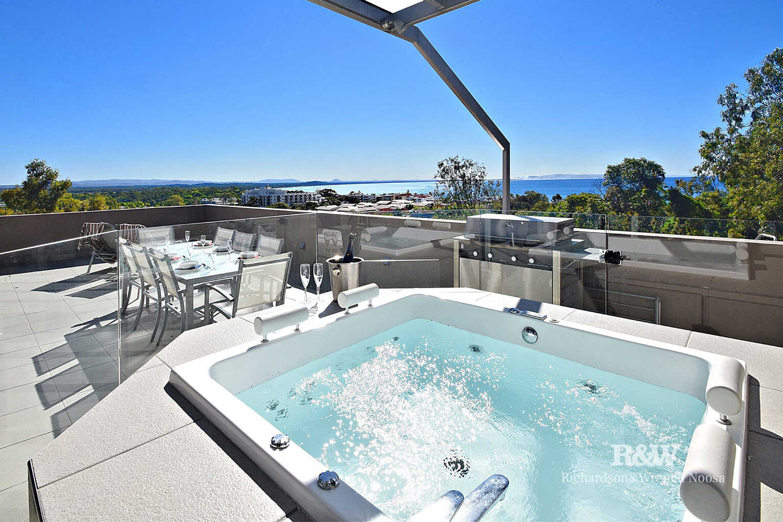 6/47 Picture Point Crescent Noosa Heads