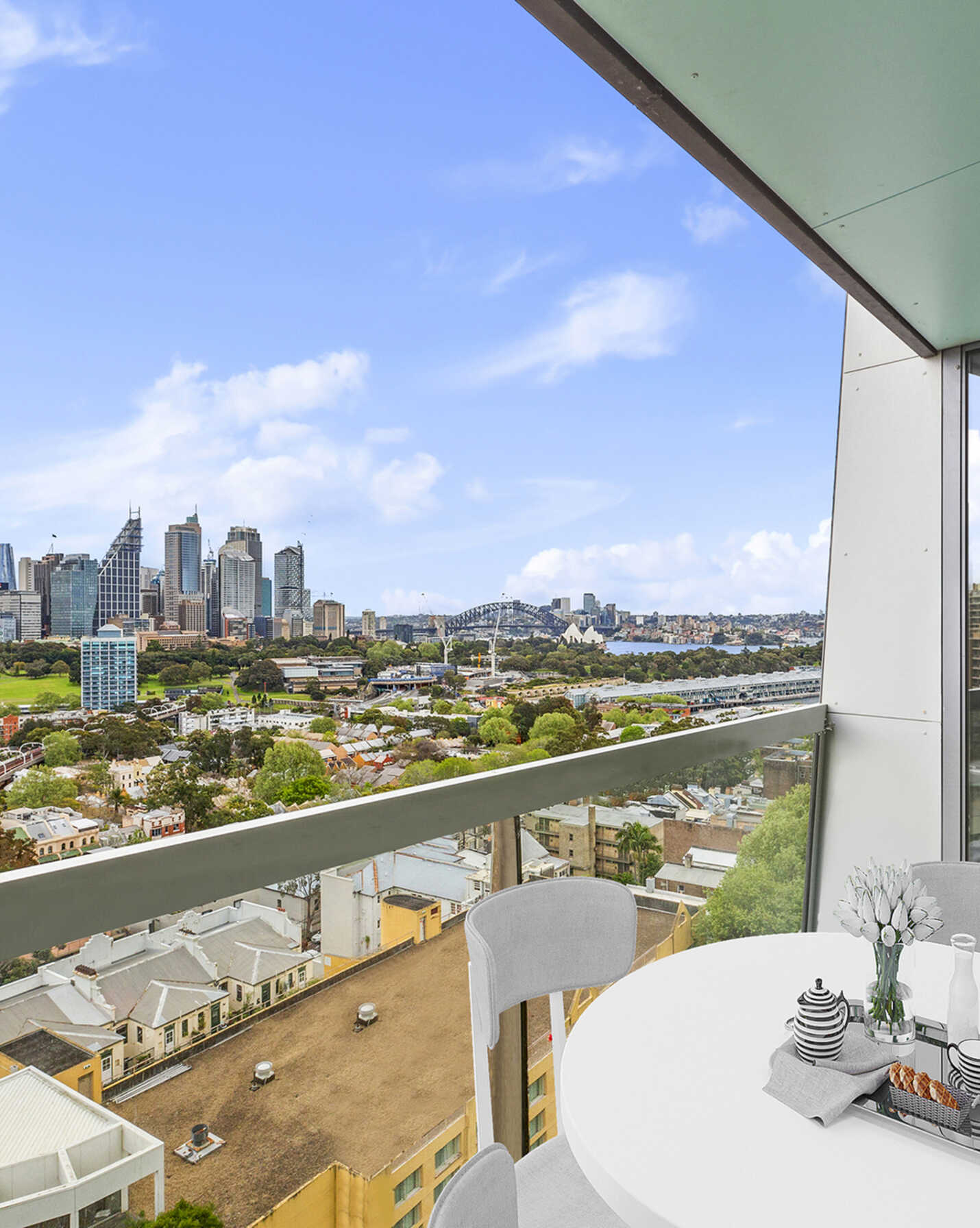 1311/226 Victoria Street Potts Point, Point - Thumbnail 2