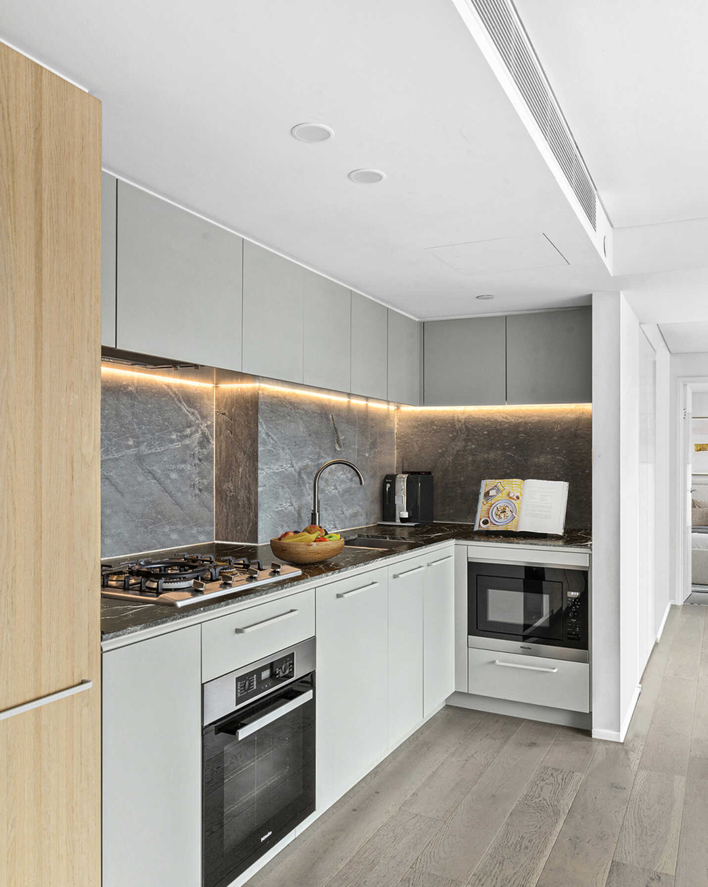 1311/226 Victoria Street Potts Point, Point - Thumbnail 5
