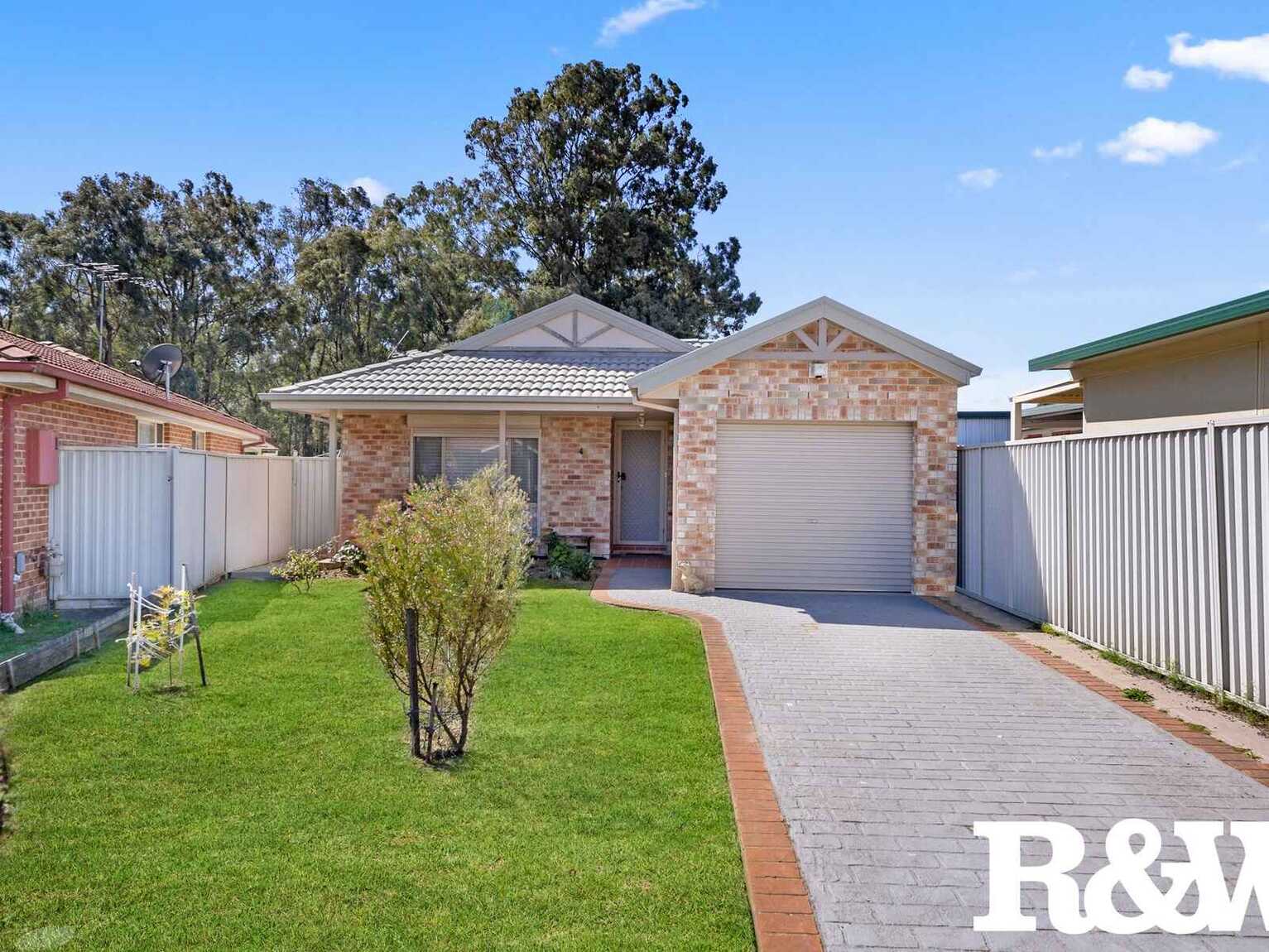 4 Tallinn Grove Rooty Hill 4 Tallinn Grove Rooty Hill