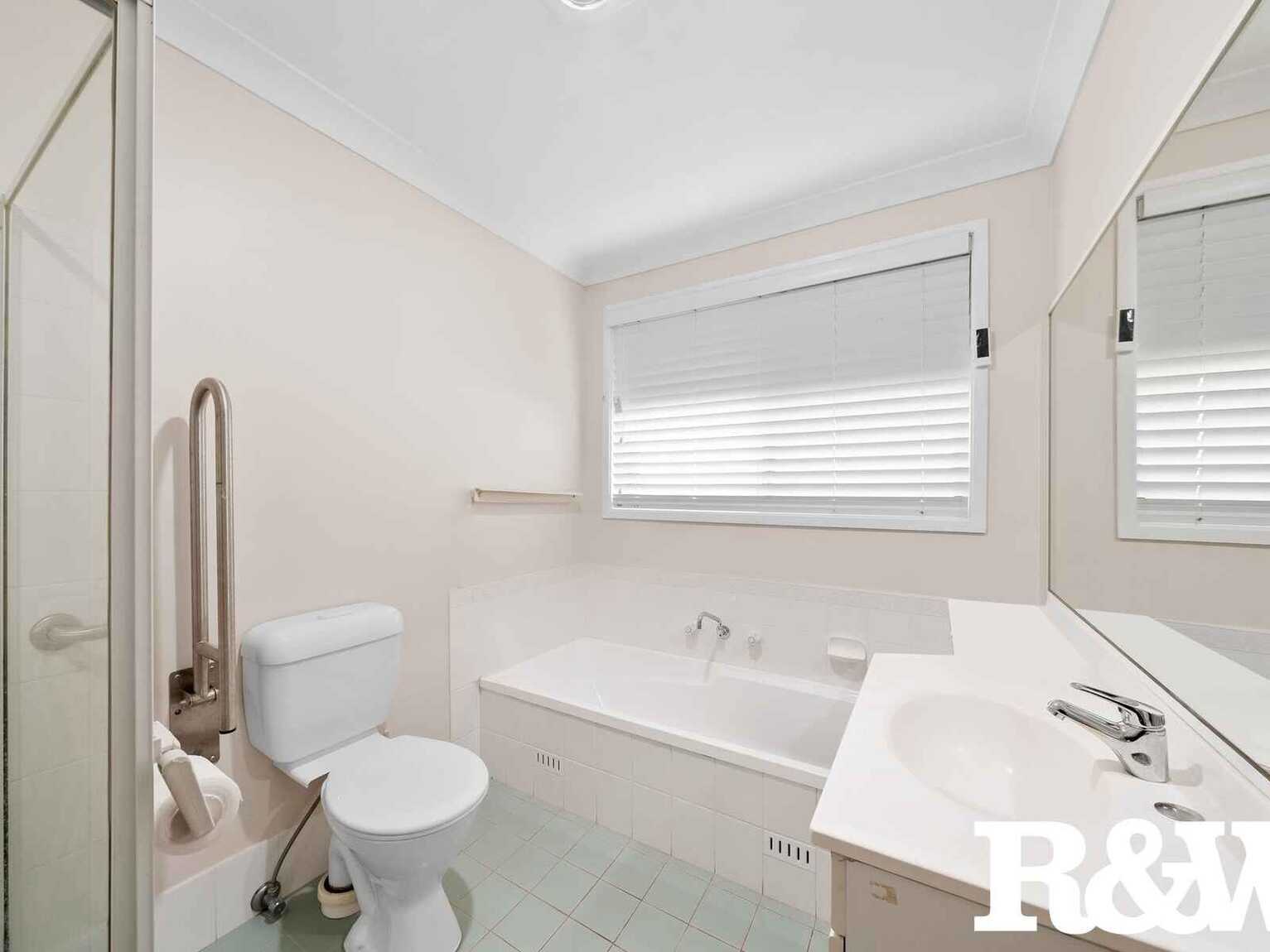 4 Tallinn Grove Rooty Hill 4 Tallinn Grove Rooty Hill