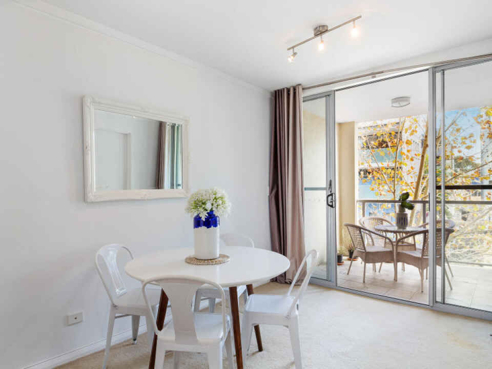 4/233 Cope Street Waterloo