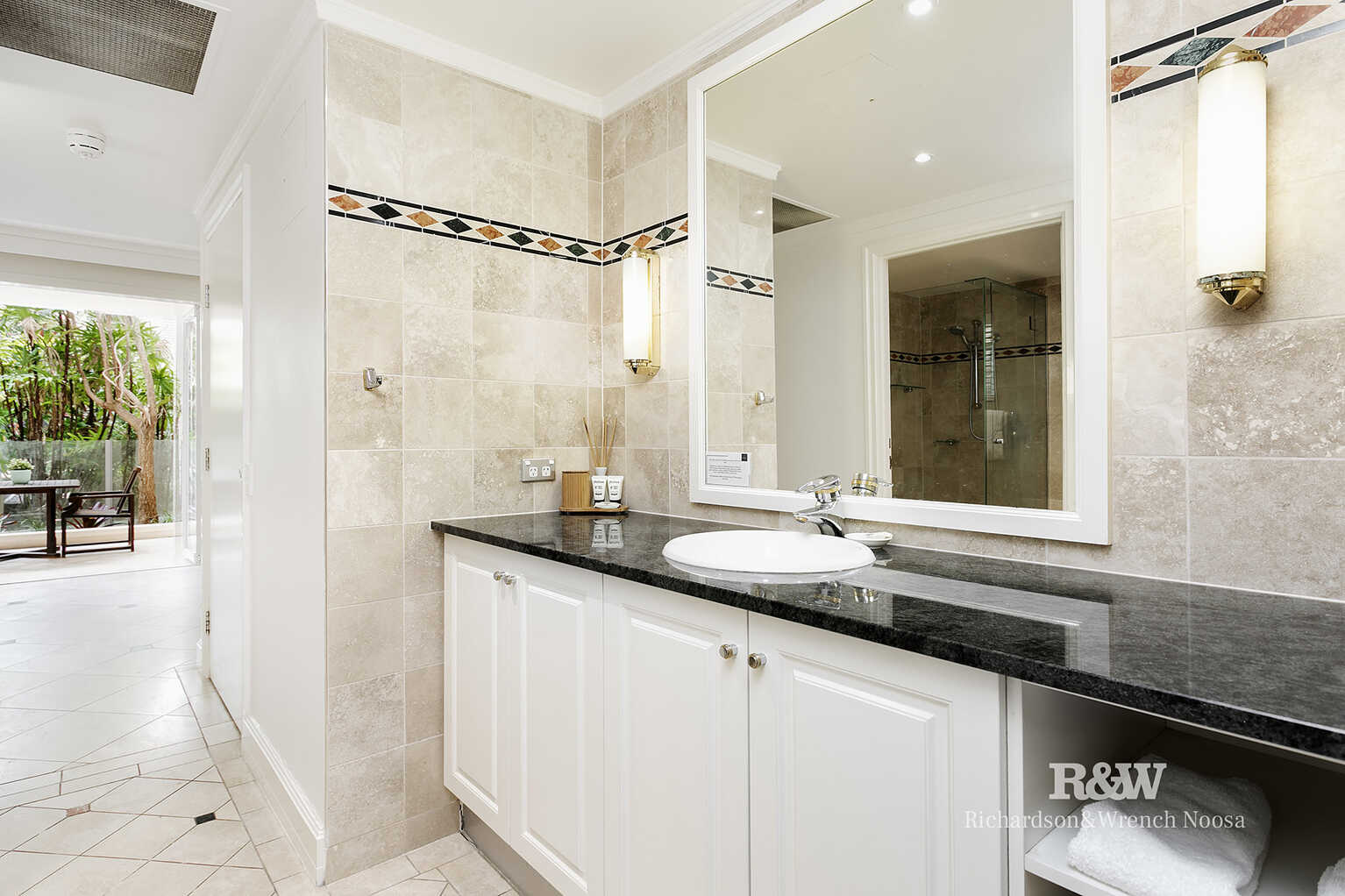216/32 Hastings Street Noosa Heads 216/32 Hastings Street Noosa Heads