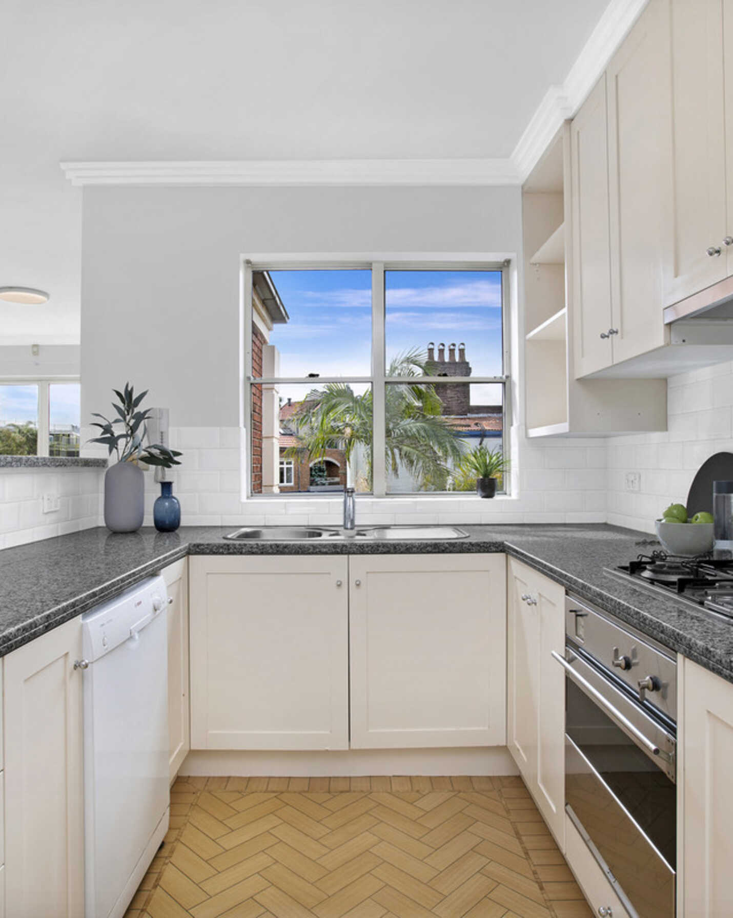 2/143B Raglan Street Mosman, Mosman - Thumbnail 2