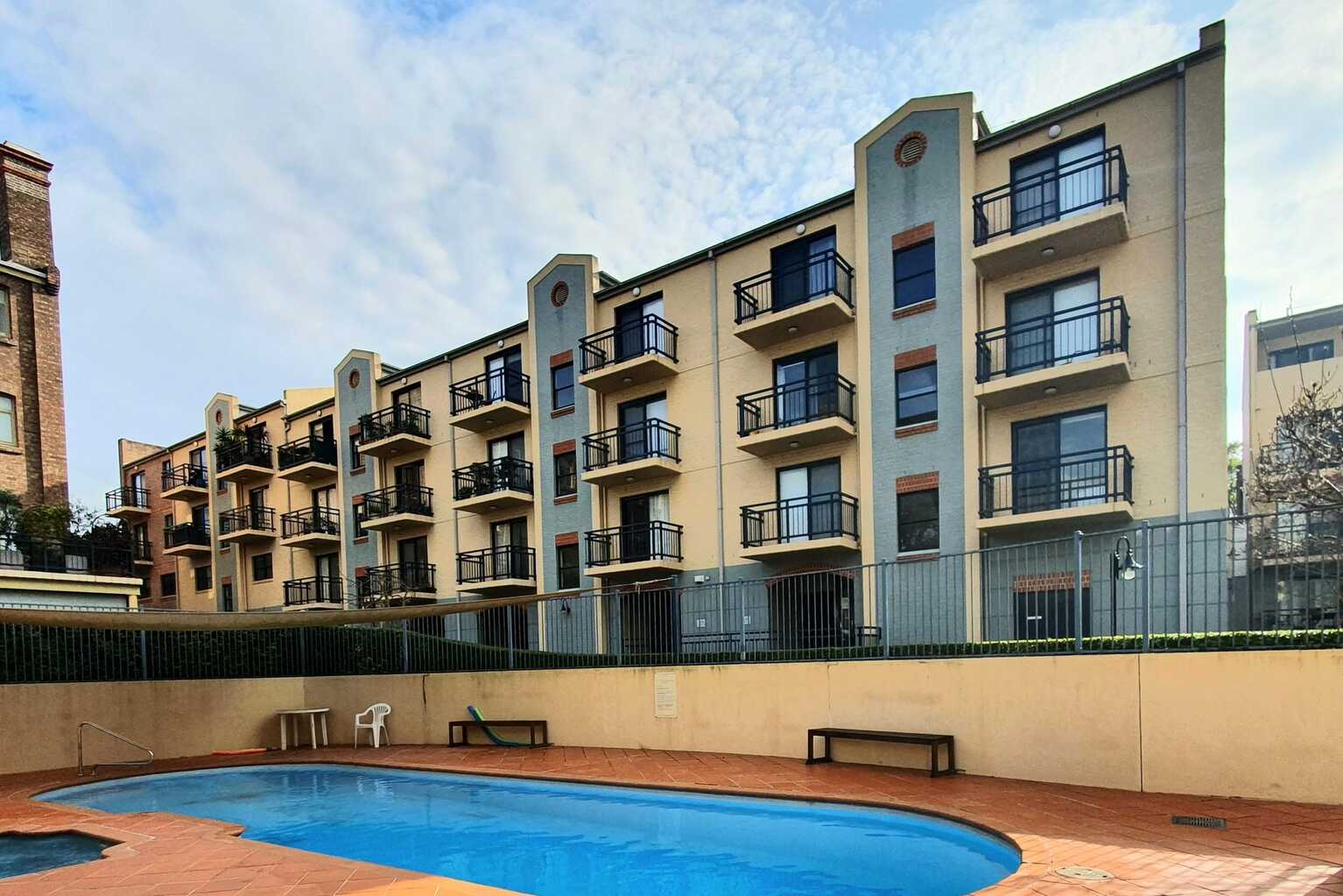 9/52A Nelson Street Annandale