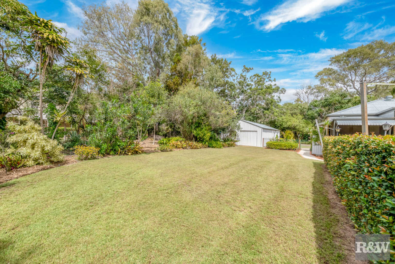 296 Sylvan Drive Moore Park Beach 296 Sylvan Drive Moore Park Beach