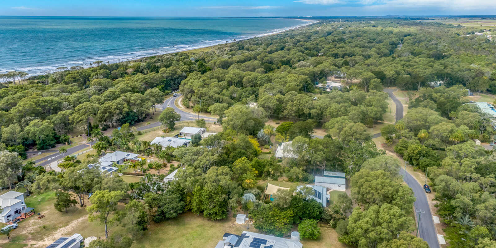 296 Sylvan Drive Moore Park Beach 296 Sylvan Drive Moore Park Beach