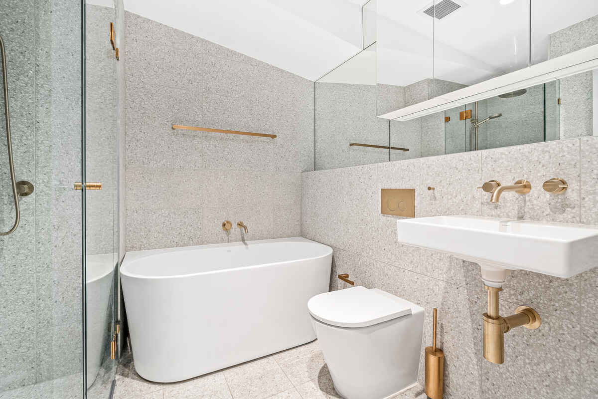 34/48 Wentworth Park Road Glebe