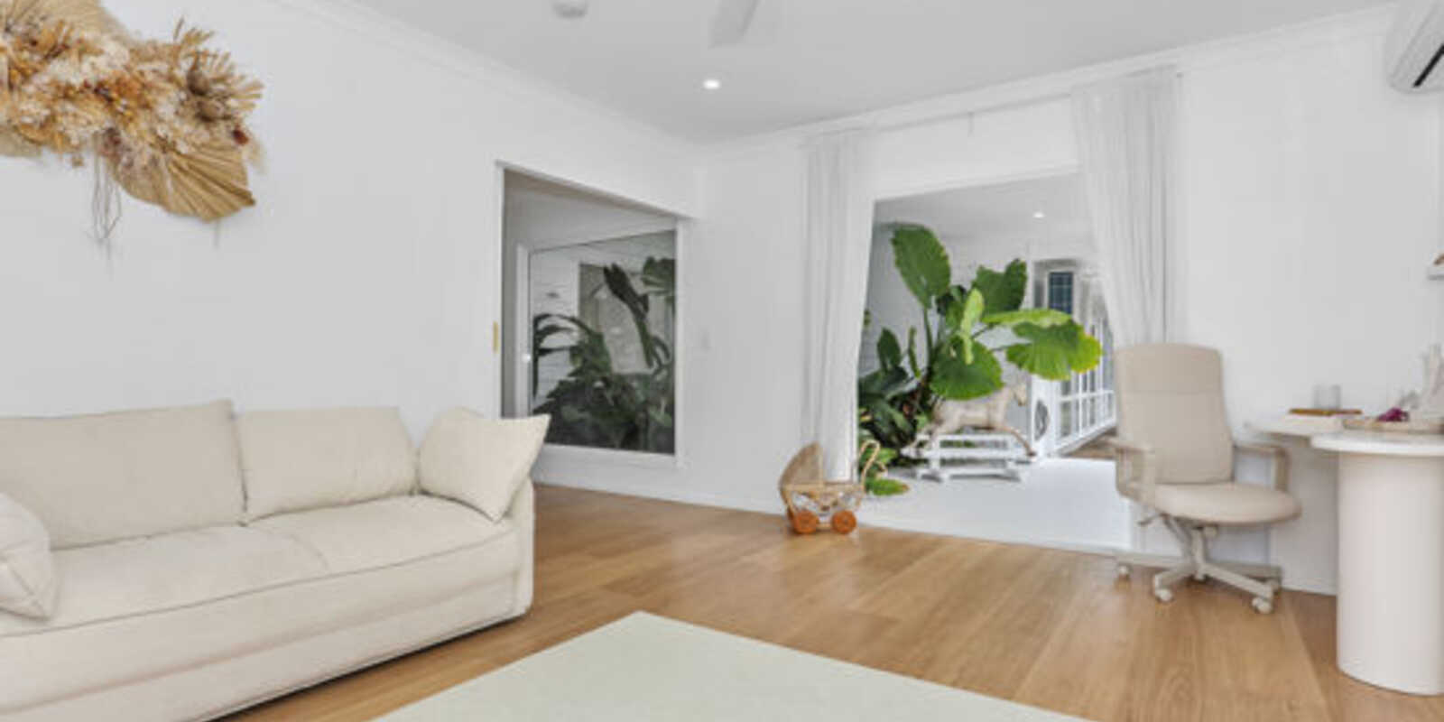 211 Freshwater Drive Banksia Beach 211 Freshwater Drive Banksia Beach