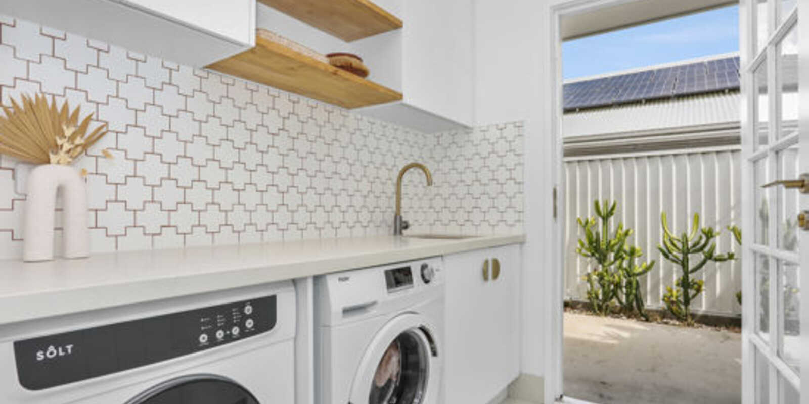 211 Freshwater Drive Banksia Beach 211 Freshwater Drive Banksia Beach