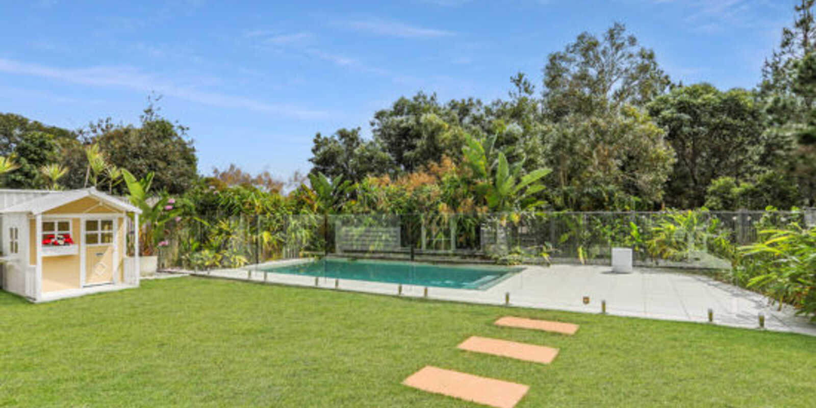 211 Freshwater Drive Banksia Beach 211 Freshwater Drive Banksia Beach