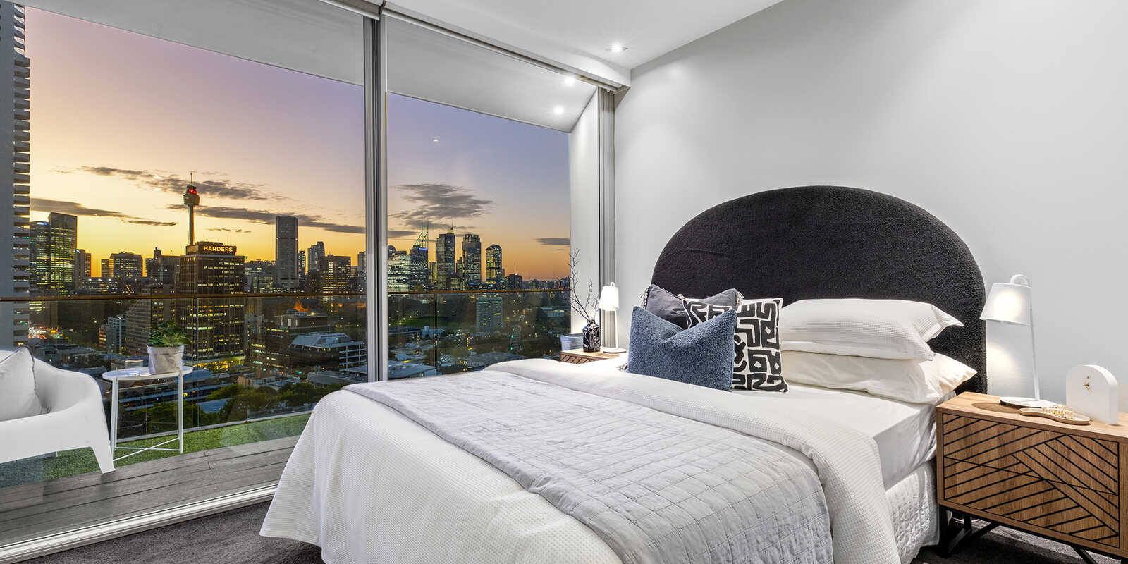 1211/227 Victoria Street Darlinghurst 1211/227 Victoria Street Darlinghurst