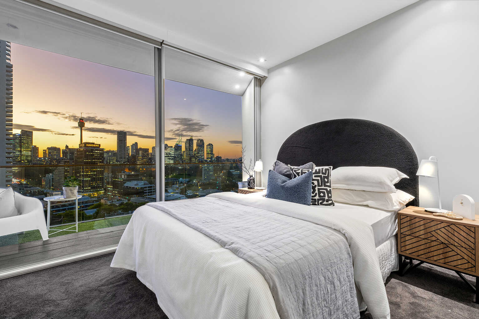 1211/227 Victoria Street Darlinghurst 1211/227 Victoria Street Darlinghurst