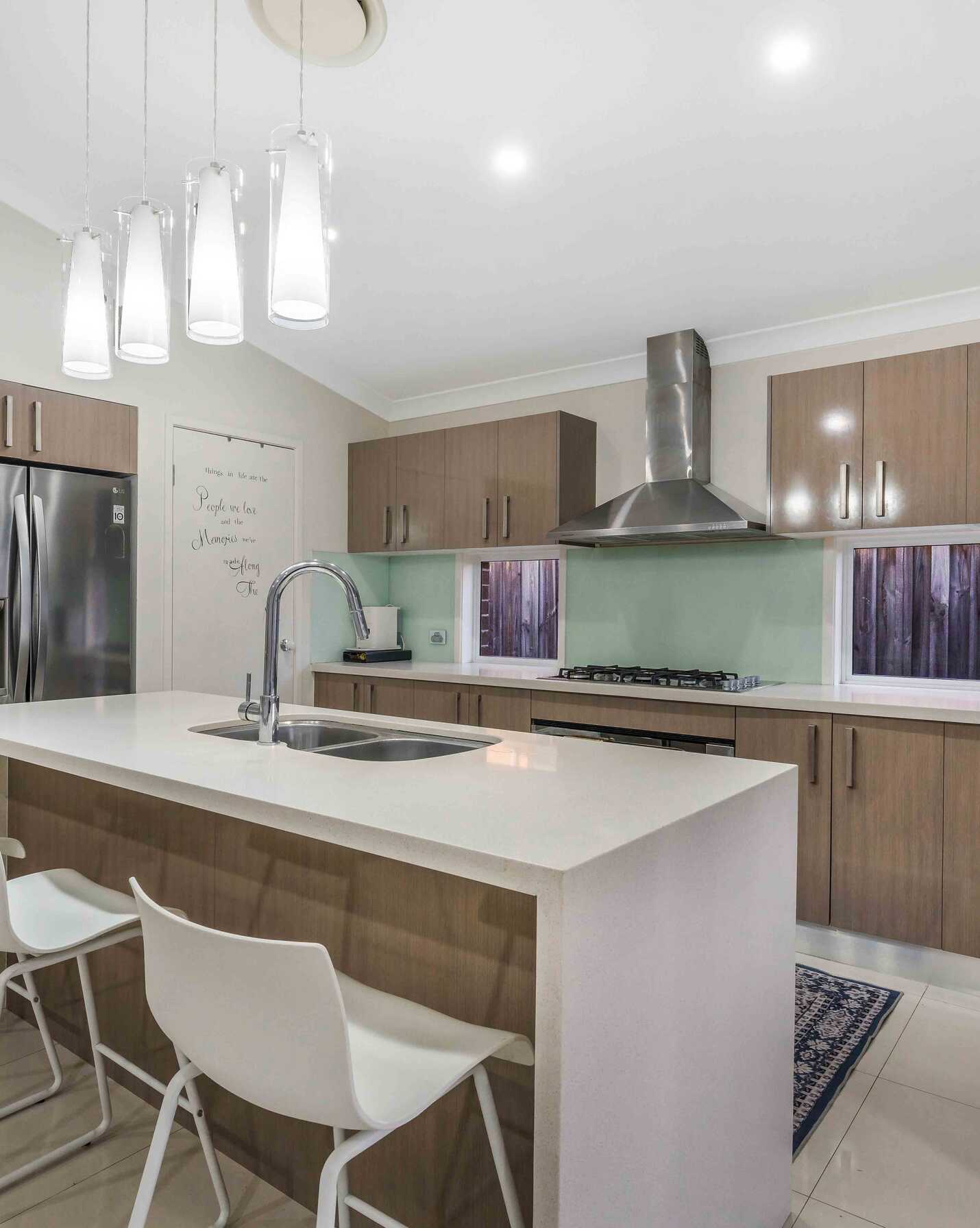 166 Rosedale Circuit Carnes Hill, Hill - Thumbnail 5