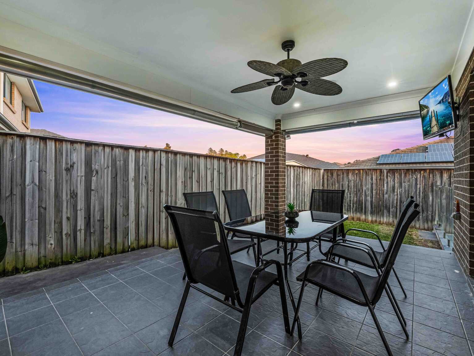 166 Rosedale Circuit Carnes Hill 166 Rosedale Circuit Carnes Hill