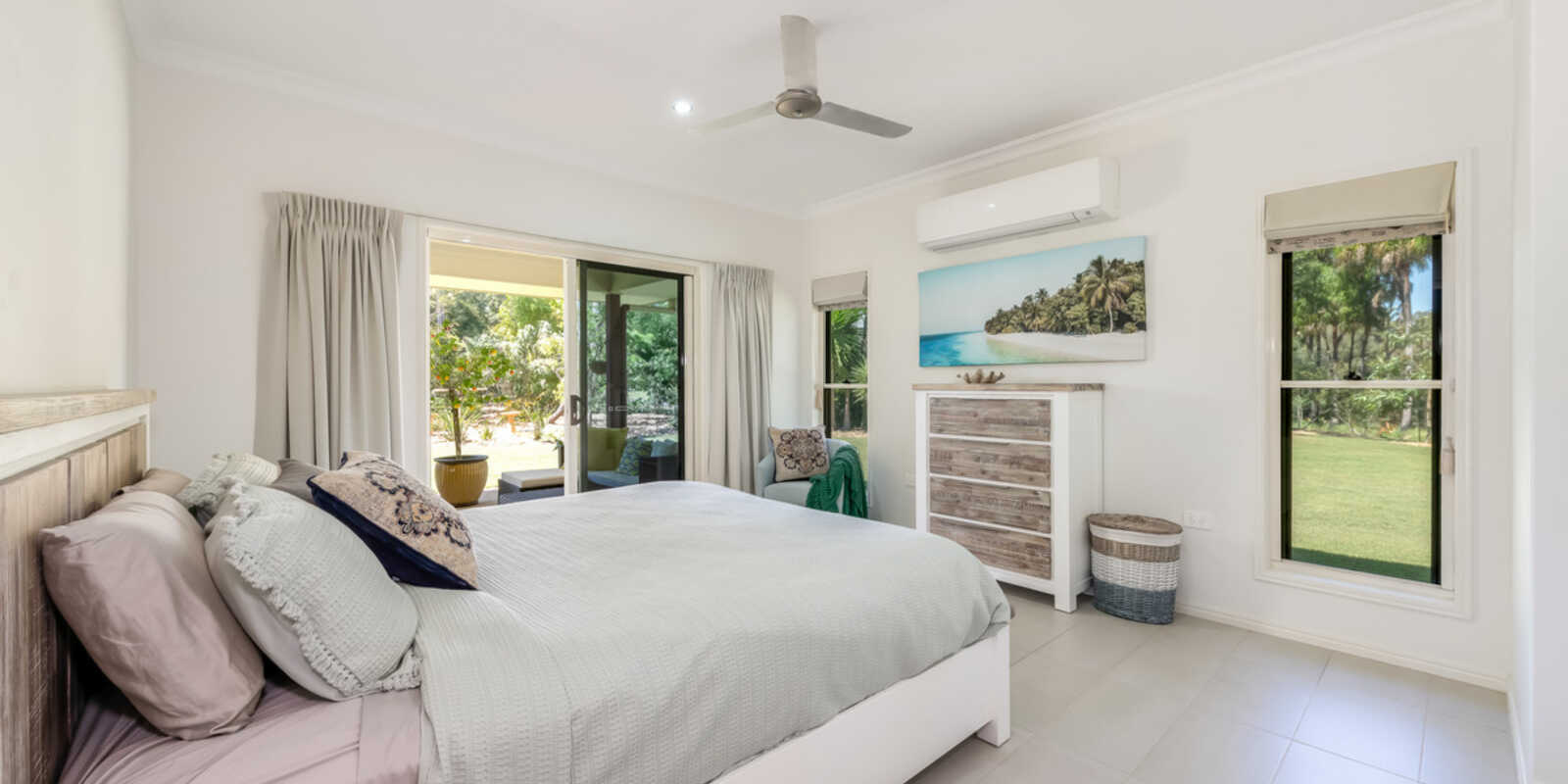 42 Kingfisher Crescent Moore Park Beach 42 Kingfisher Crescent Moore Park Beach
