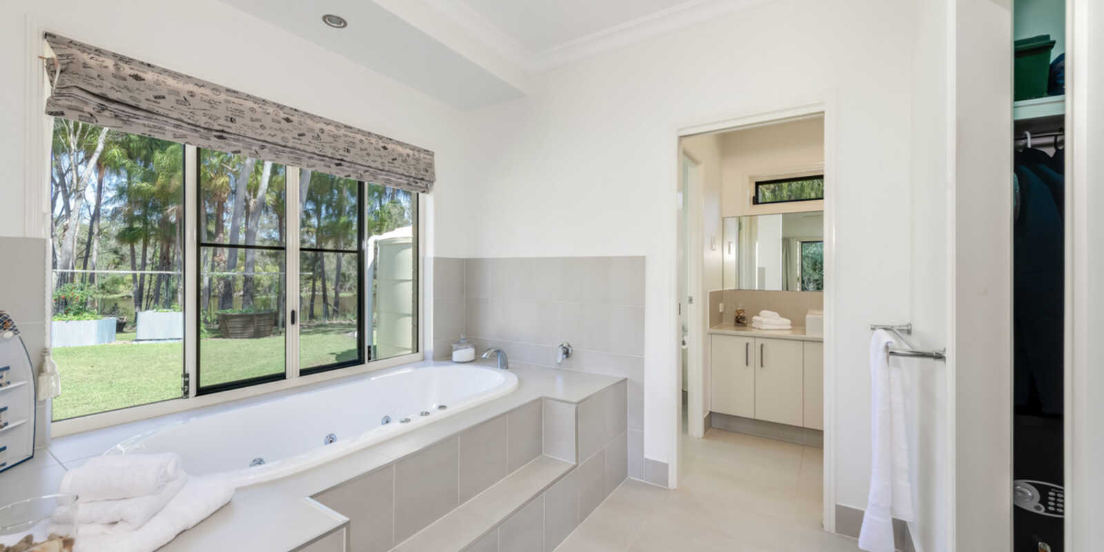42 Kingfisher Crescent Moore Park Beach 42 Kingfisher Crescent Moore Park Beach
