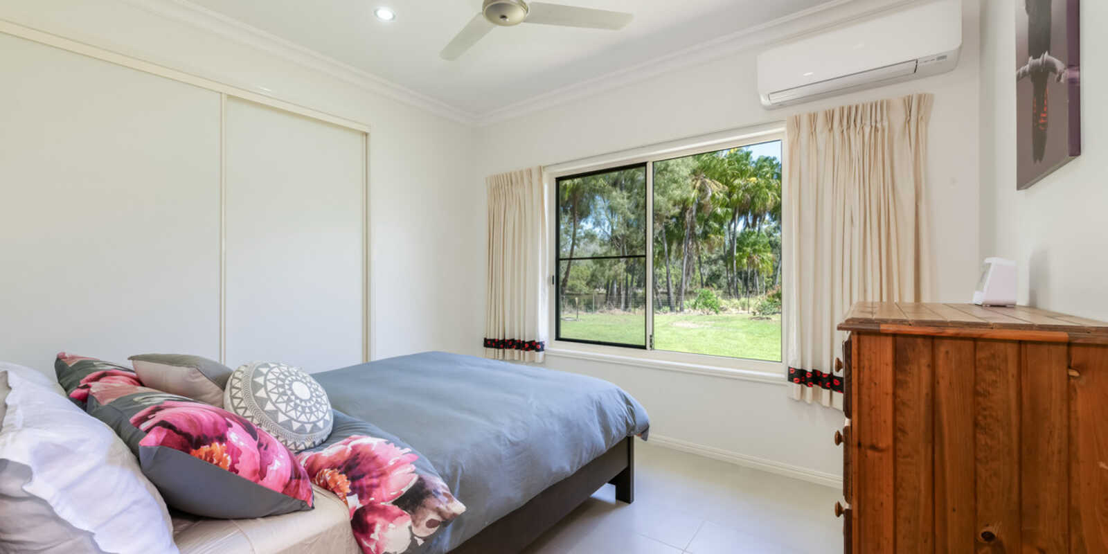 42 Kingfisher Crescent Moore Park Beach 42 Kingfisher Crescent Moore Park Beach
