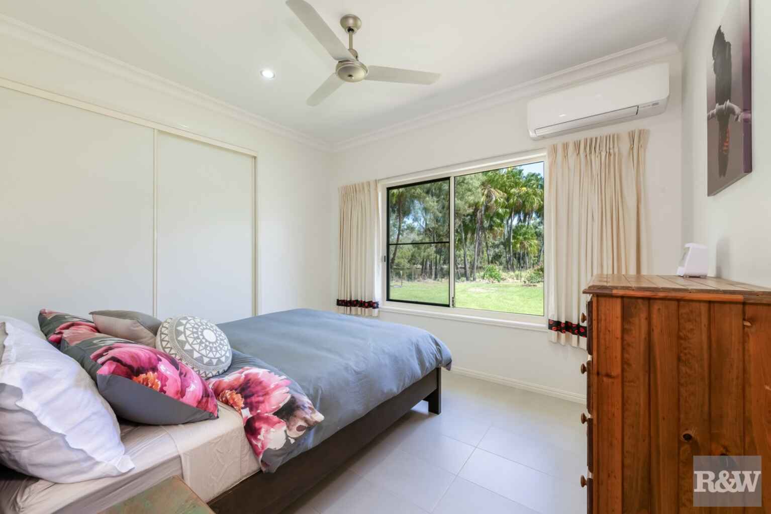 42 Kingfisher Crescent Moore Park Beach 42 Kingfisher Crescent Moore Park Beach