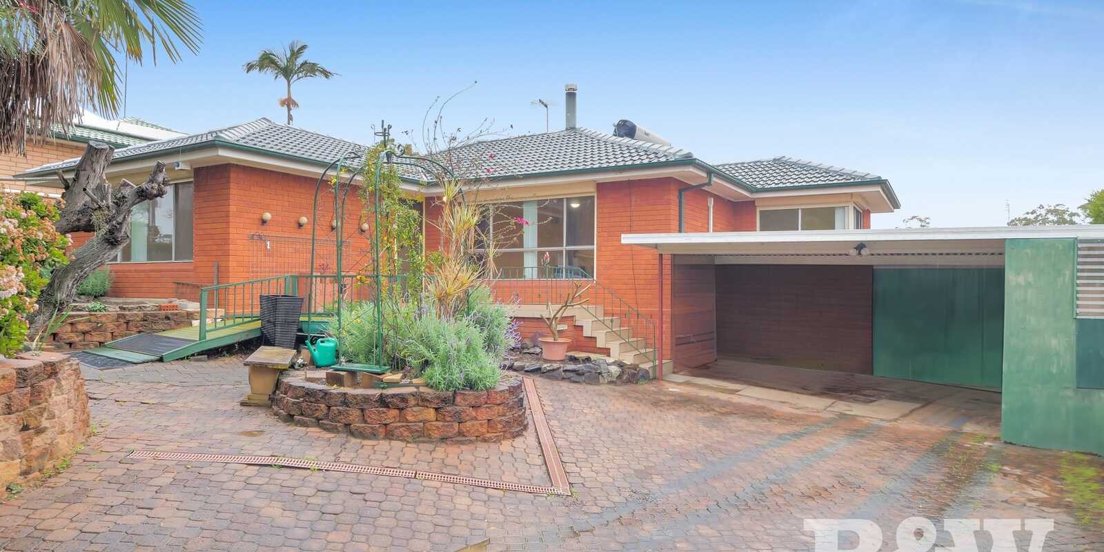 5 Wandarra Crescent Bradbury 5 Wandarra Crescent Bradbury
