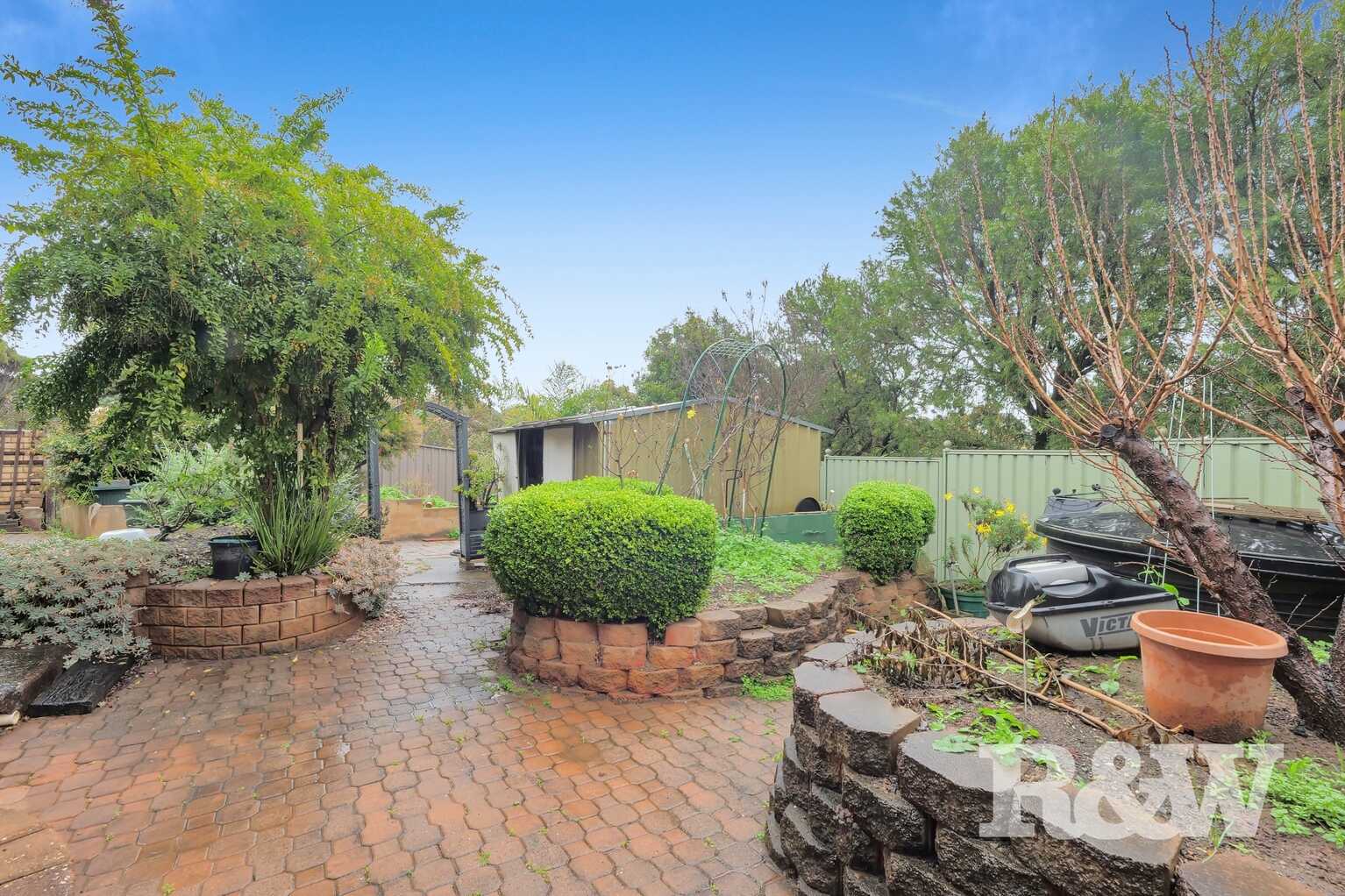 5 Wandarra Crescent Bradbury 5 Wandarra Crescent Bradbury