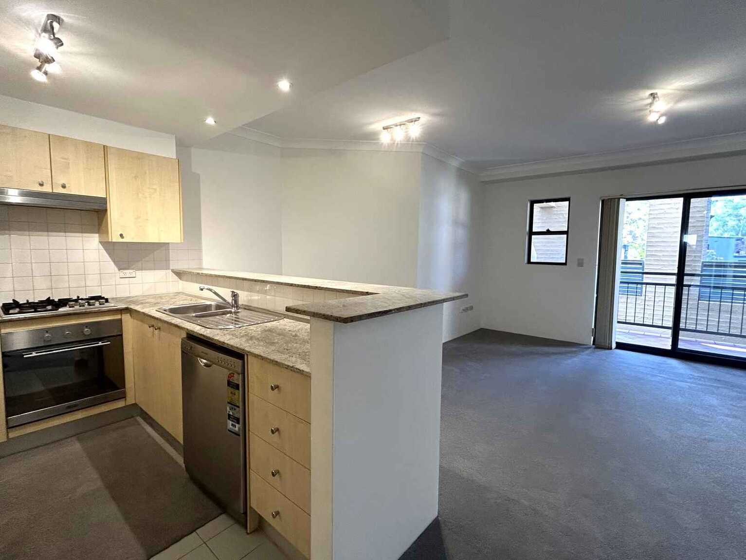 9/52A Nelson Street Annandale