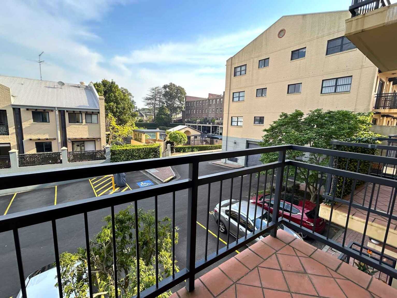9/52A Nelson Street Annandale
