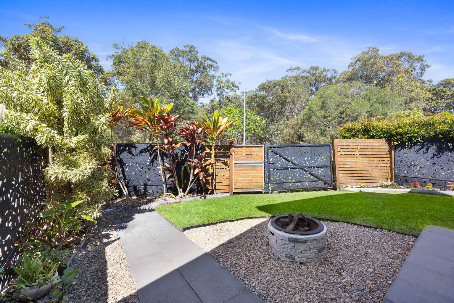 8 Lillywood Place Peregian Springs 8 Lillywood Place Peregian Springs