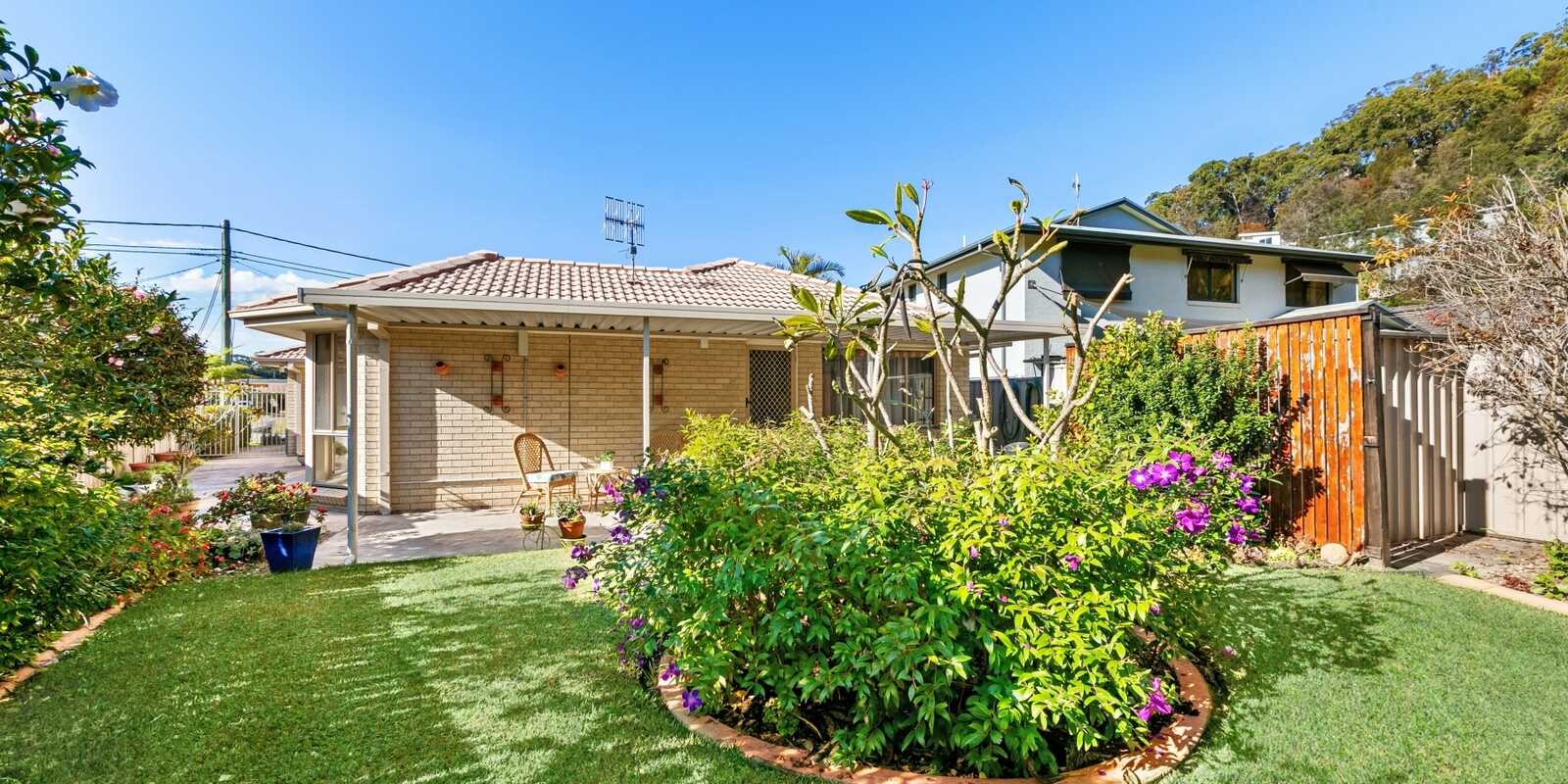 6 Lace Avenue Umina Beach 6 Lace Avenue Umina Beach