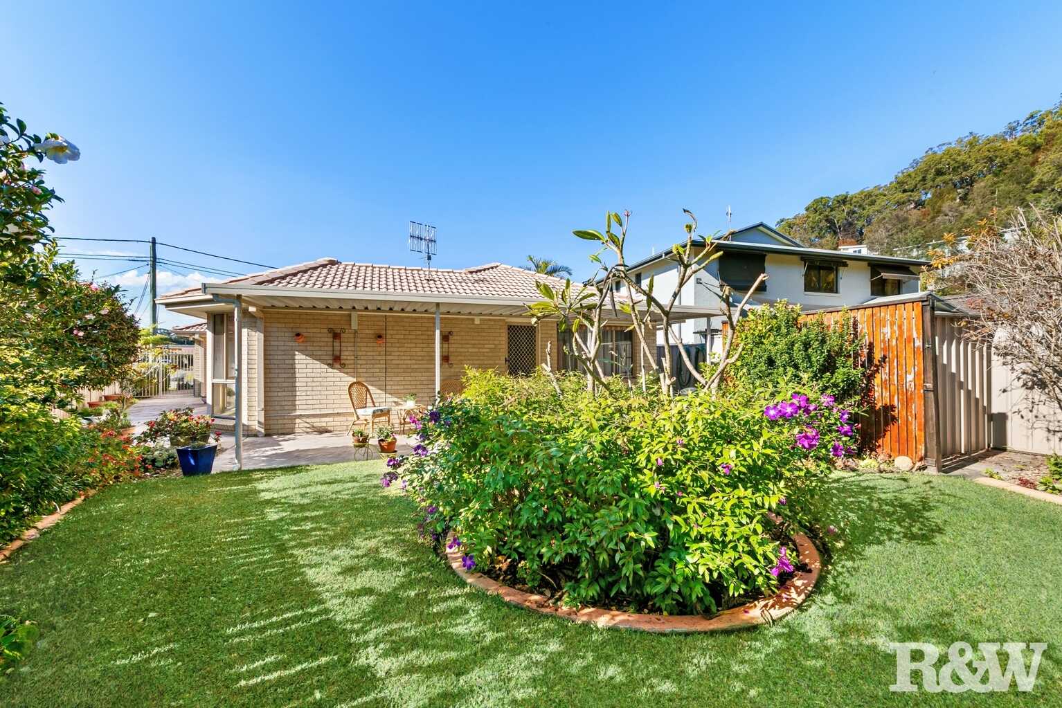 6 Lace Avenue Umina Beach 6 Lace Avenue Umina Beach