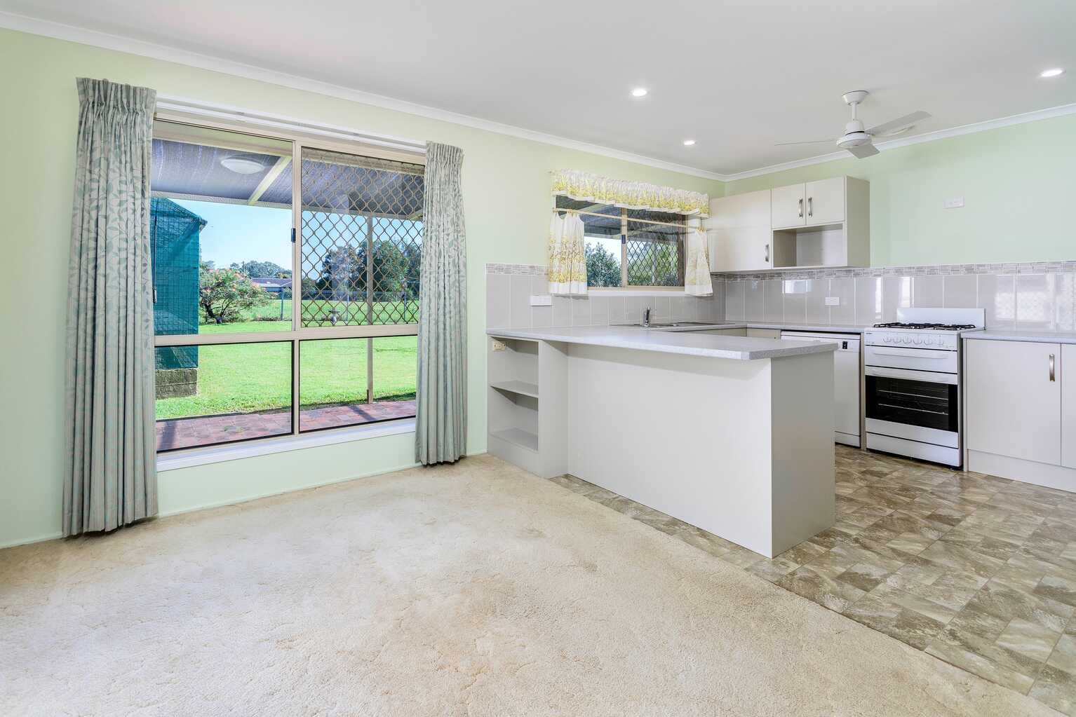 10 Avala Crescent Elimbah 10 Avala Crescent Elimbah