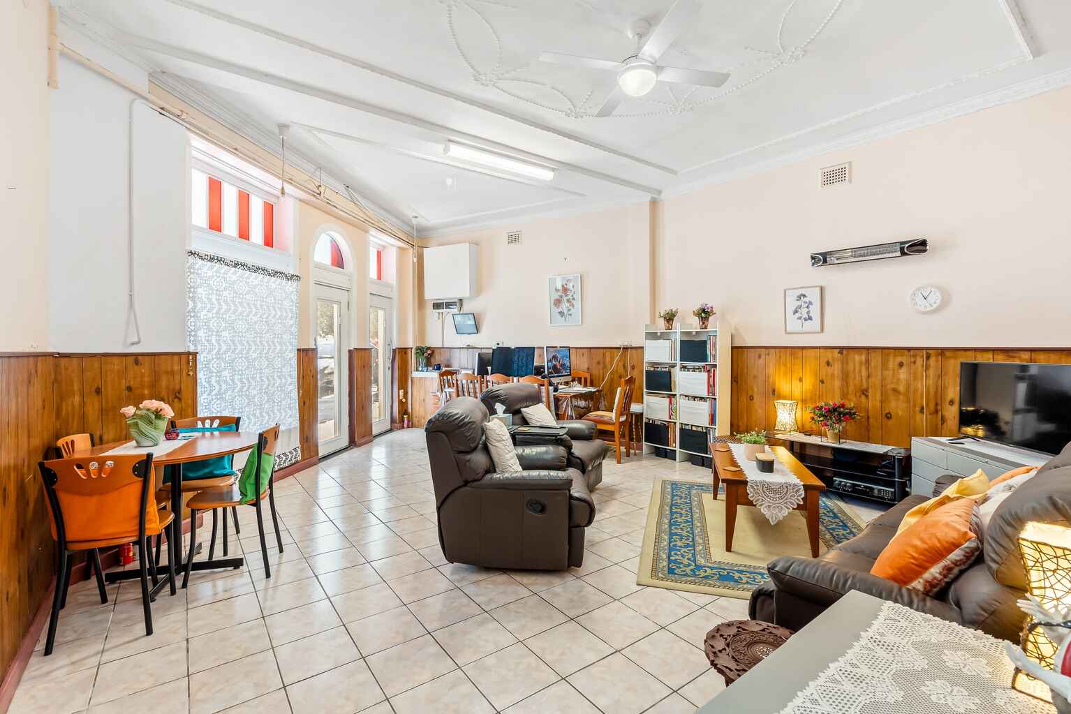 236 ENMORE ROAD Enmore